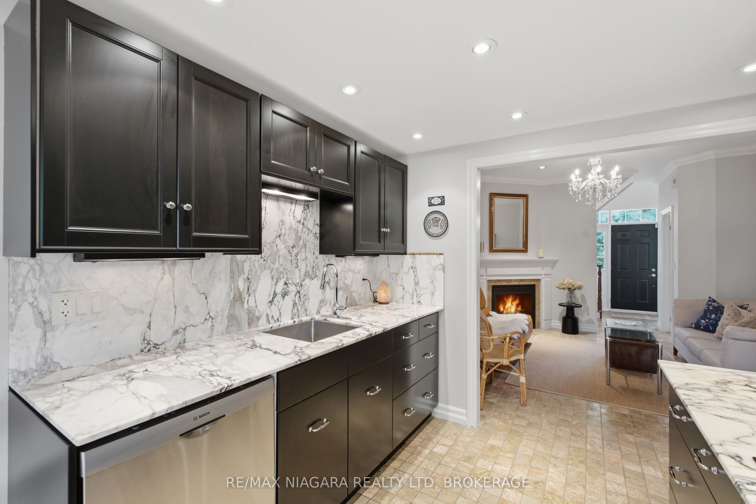 25 Balmoral Drive Property Photo 11