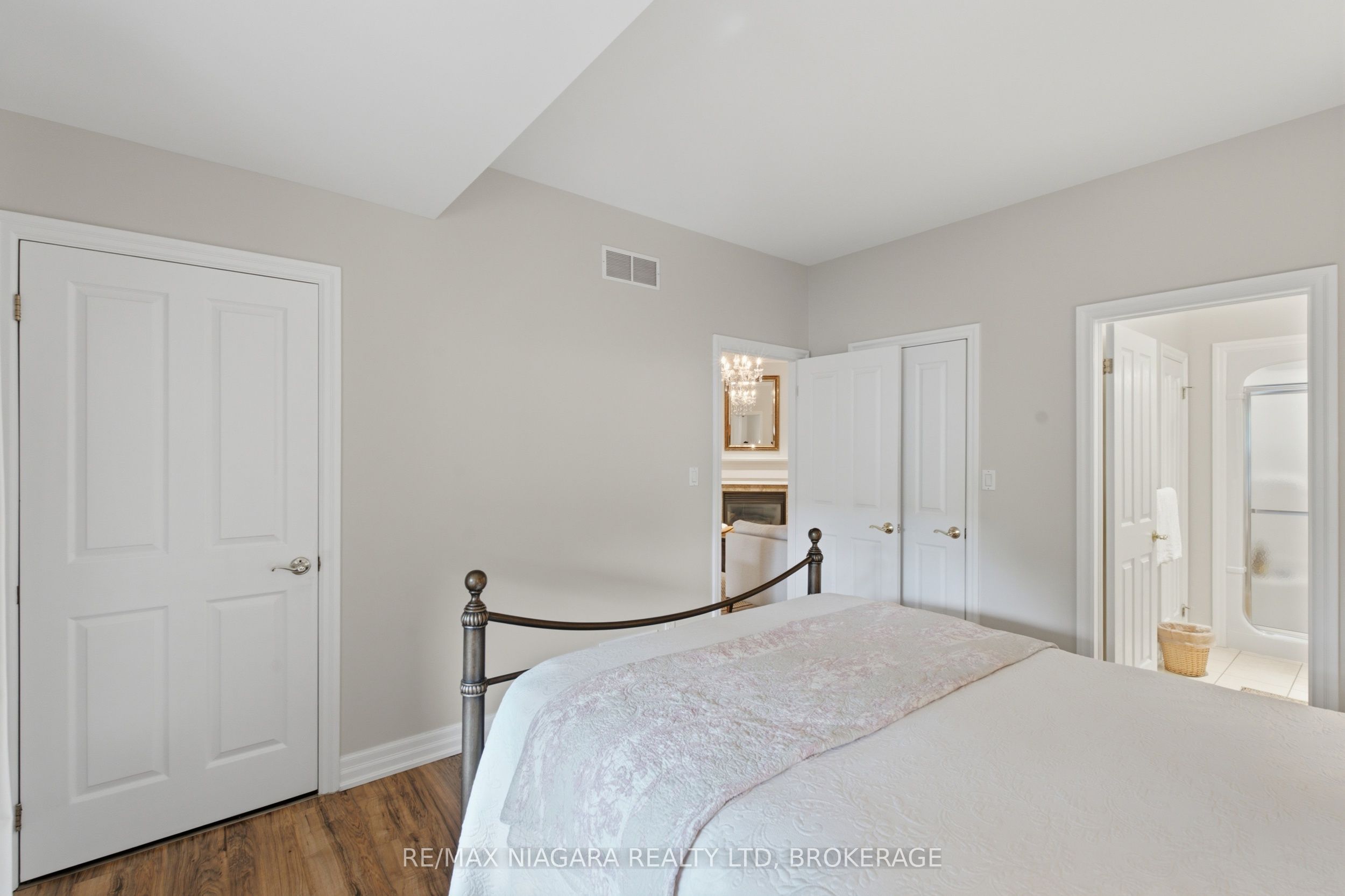 25 Balmoral Drive Property Photo 15