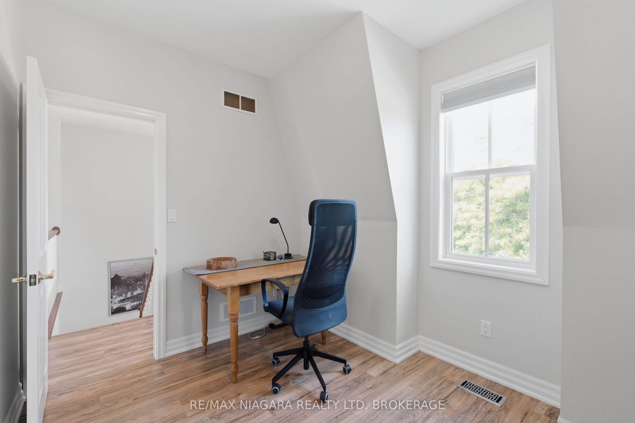 25 Balmoral Drive Property Photo 27