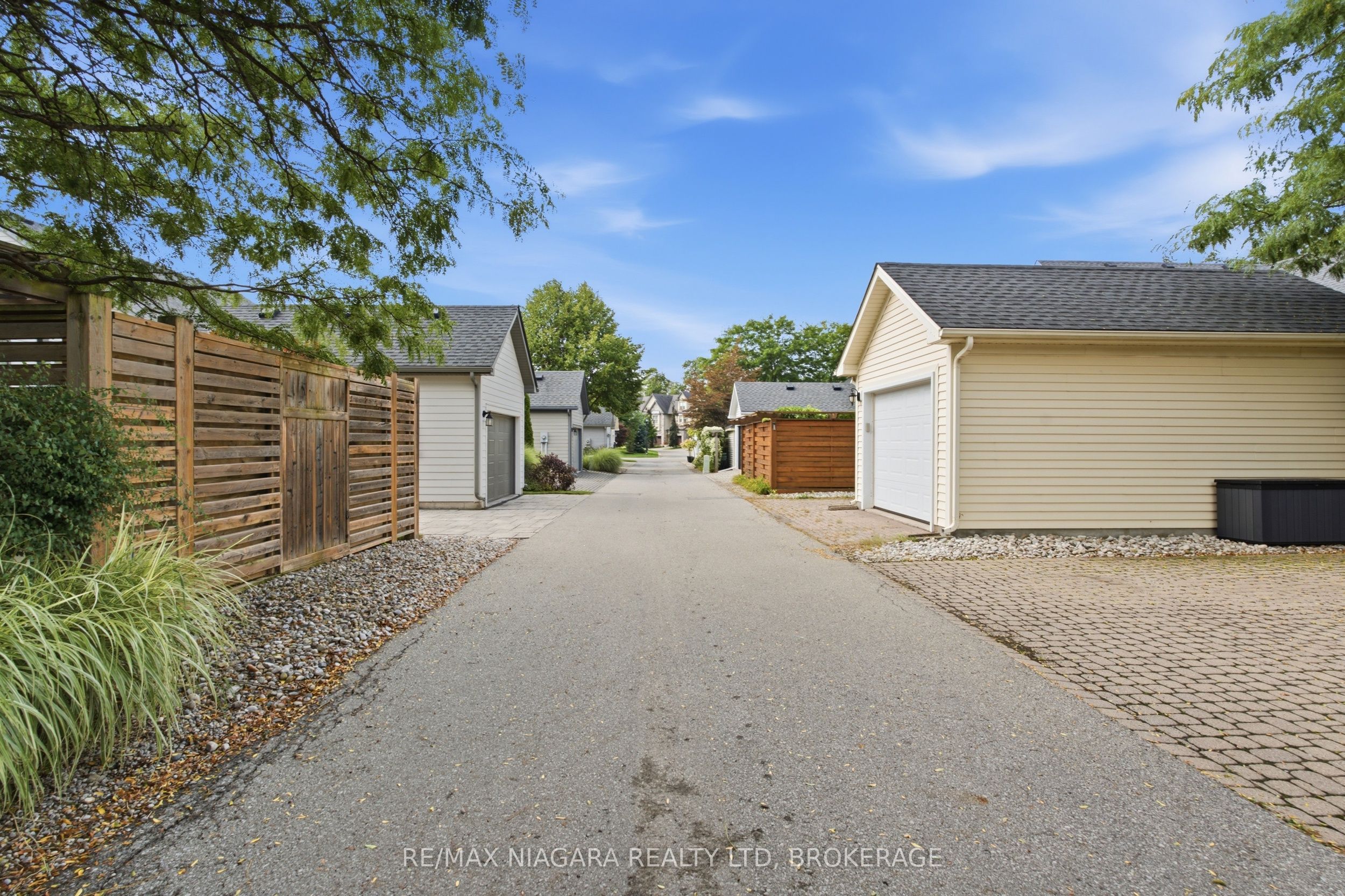 25 Balmoral Drive Property Photo 36
