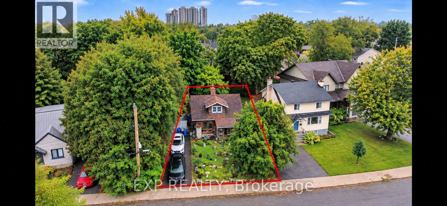 252 Cowley Avenue Property Photo 1