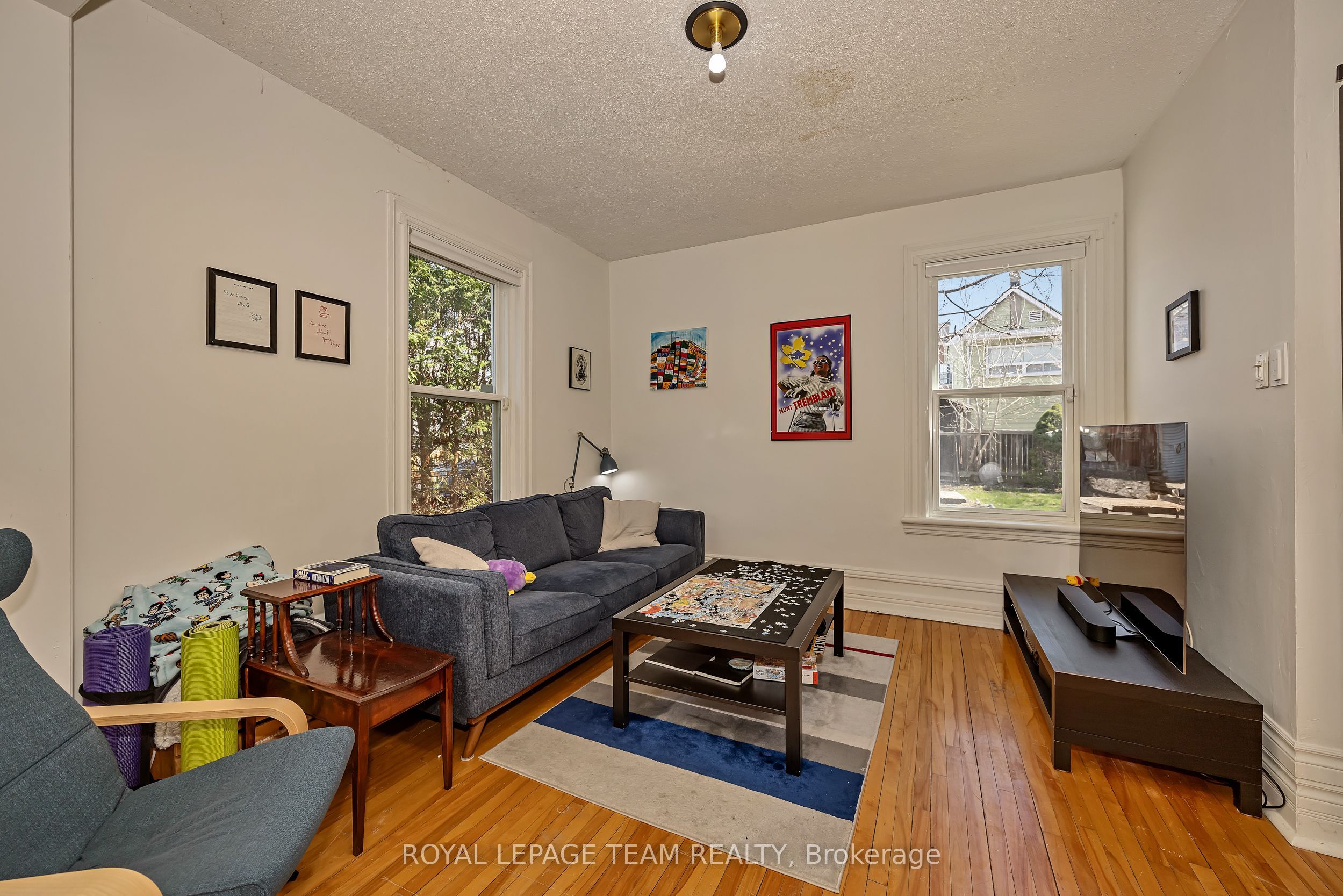11 Sherbrooke Avenue Property Photo 22