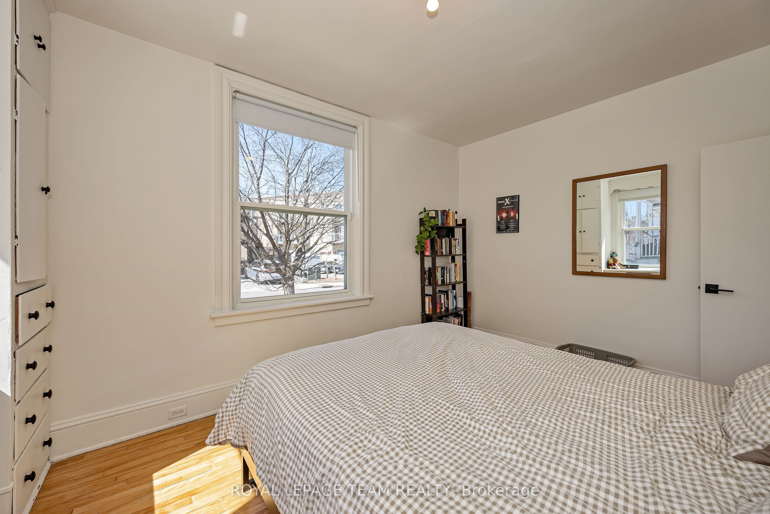 11 Sherbrooke Avenue Property Photo 33