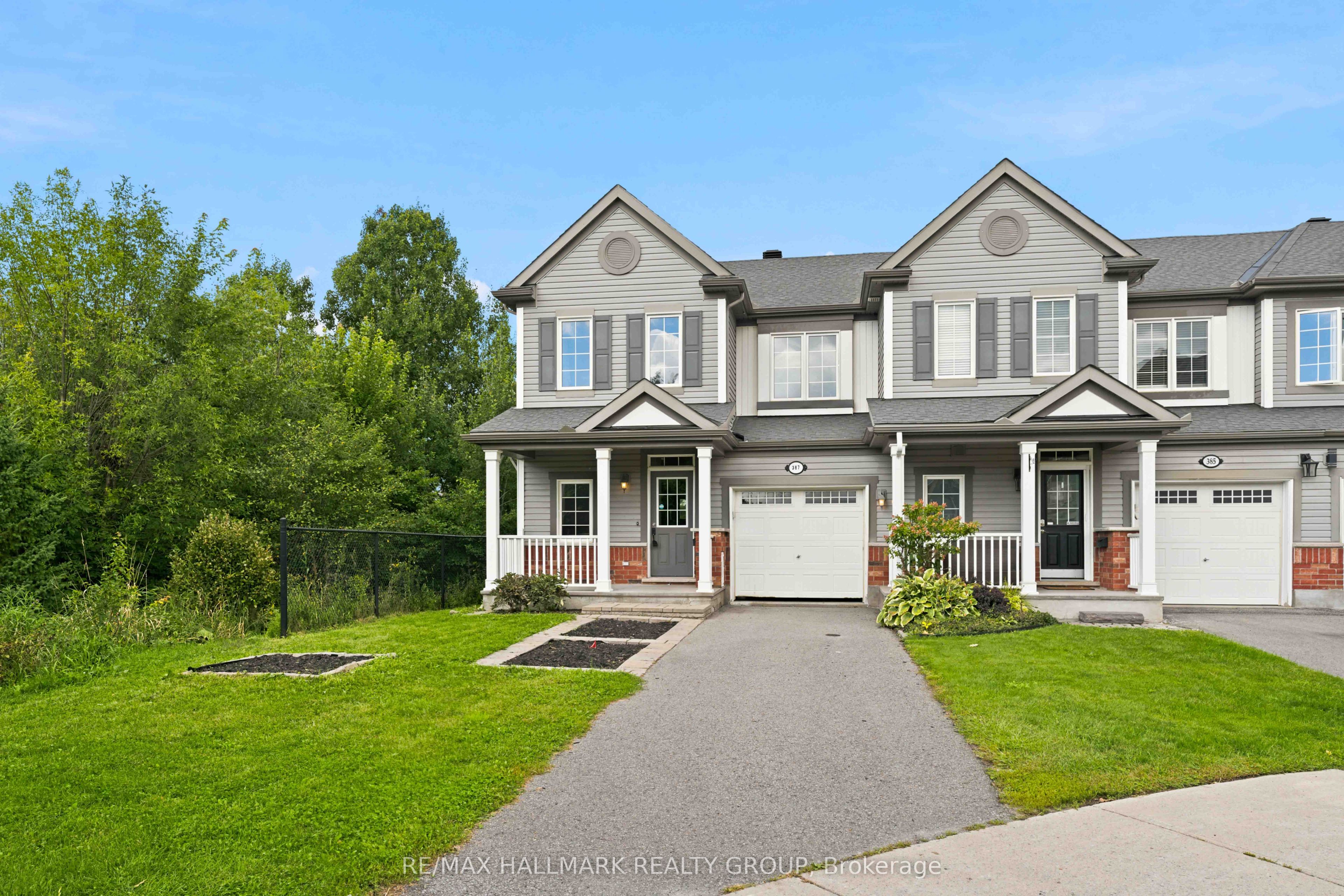 387 Sweet Grass Circle Property Photo 1