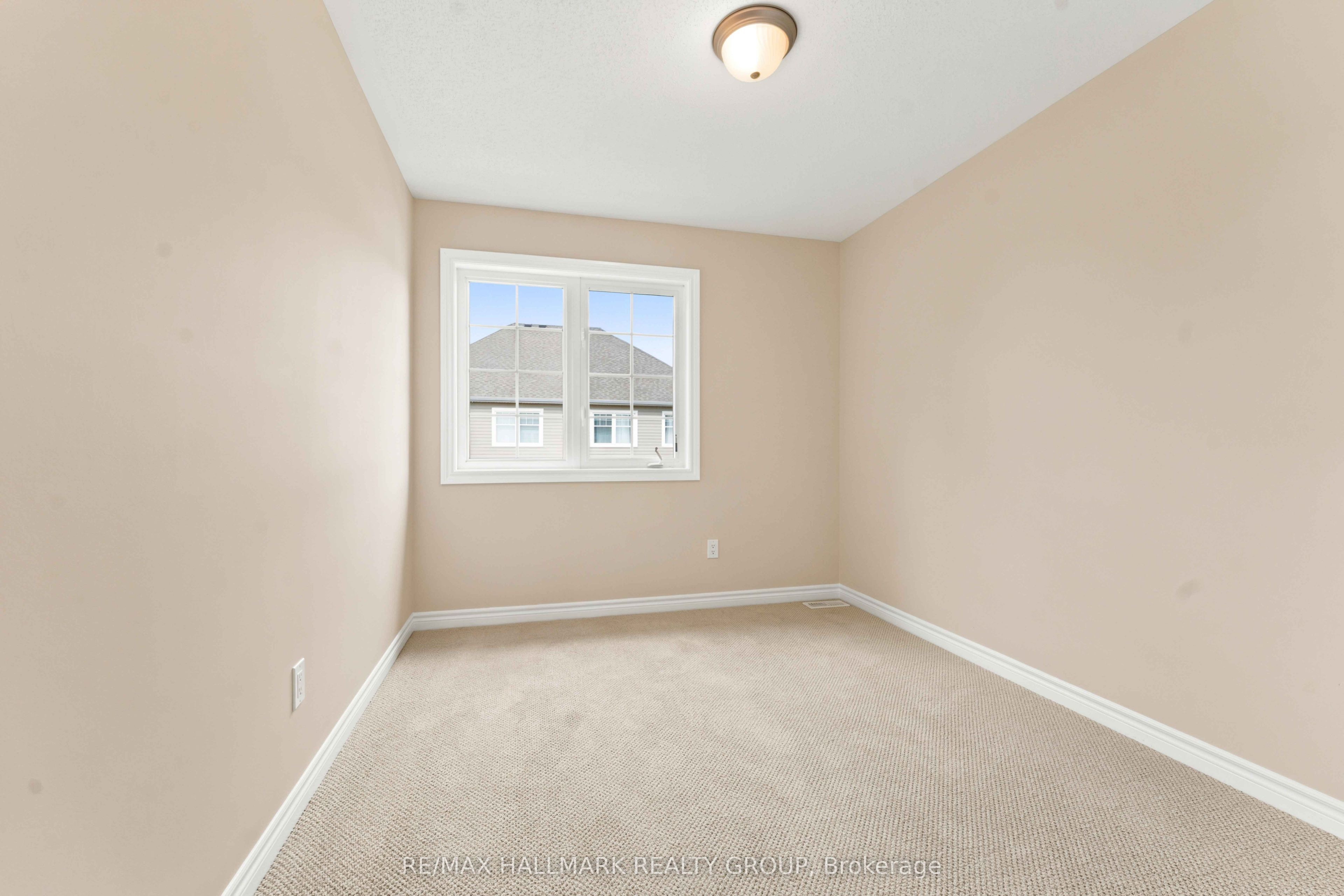 387 Sweet Grass Circle Property Photo 15