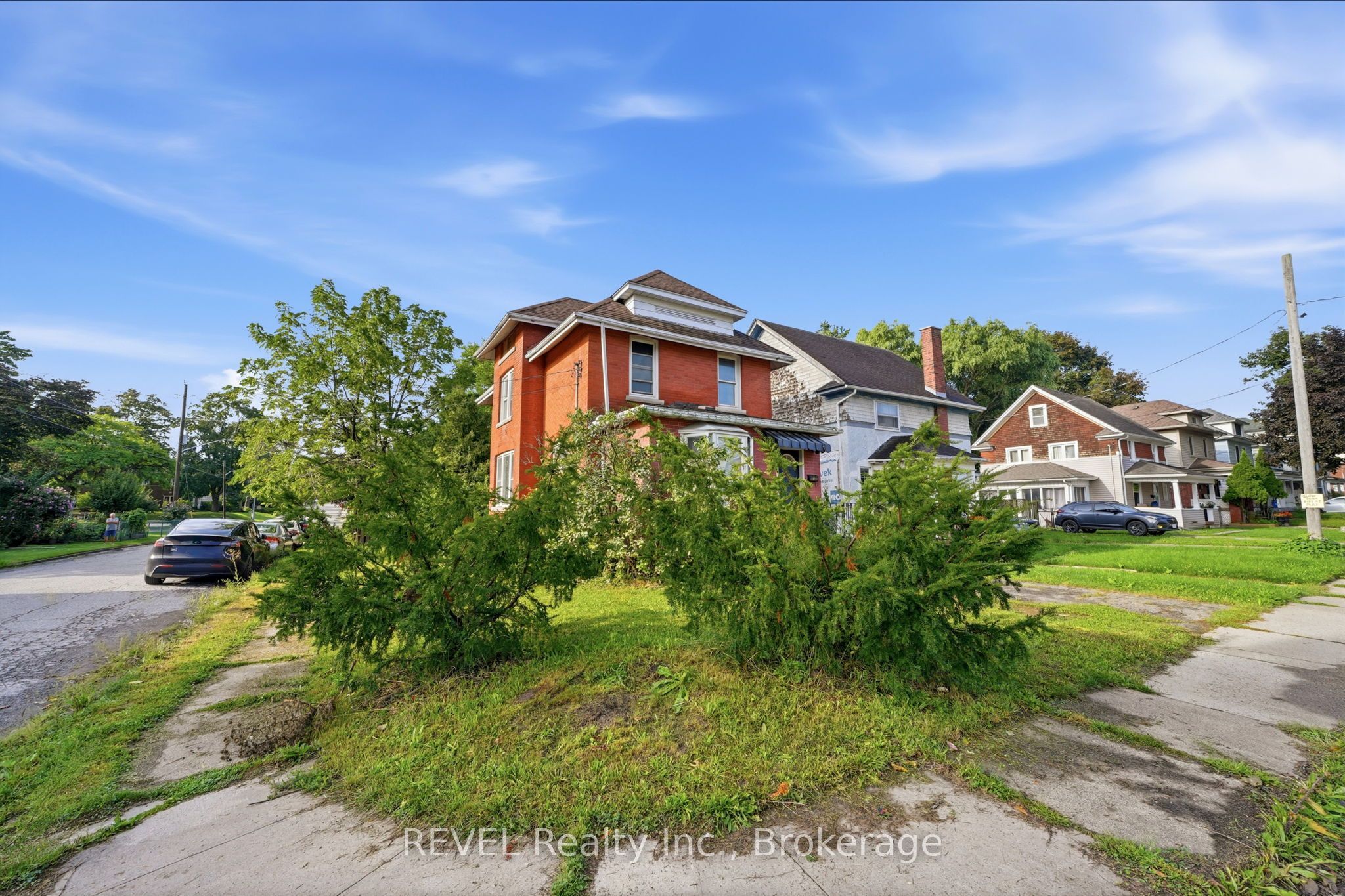 4960 Willmott Street Property Photo 3