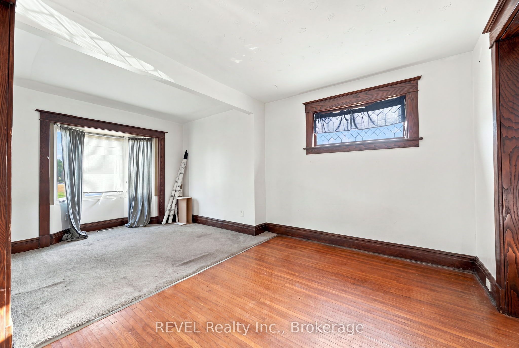 4960 Willmott Street Property Photo 6