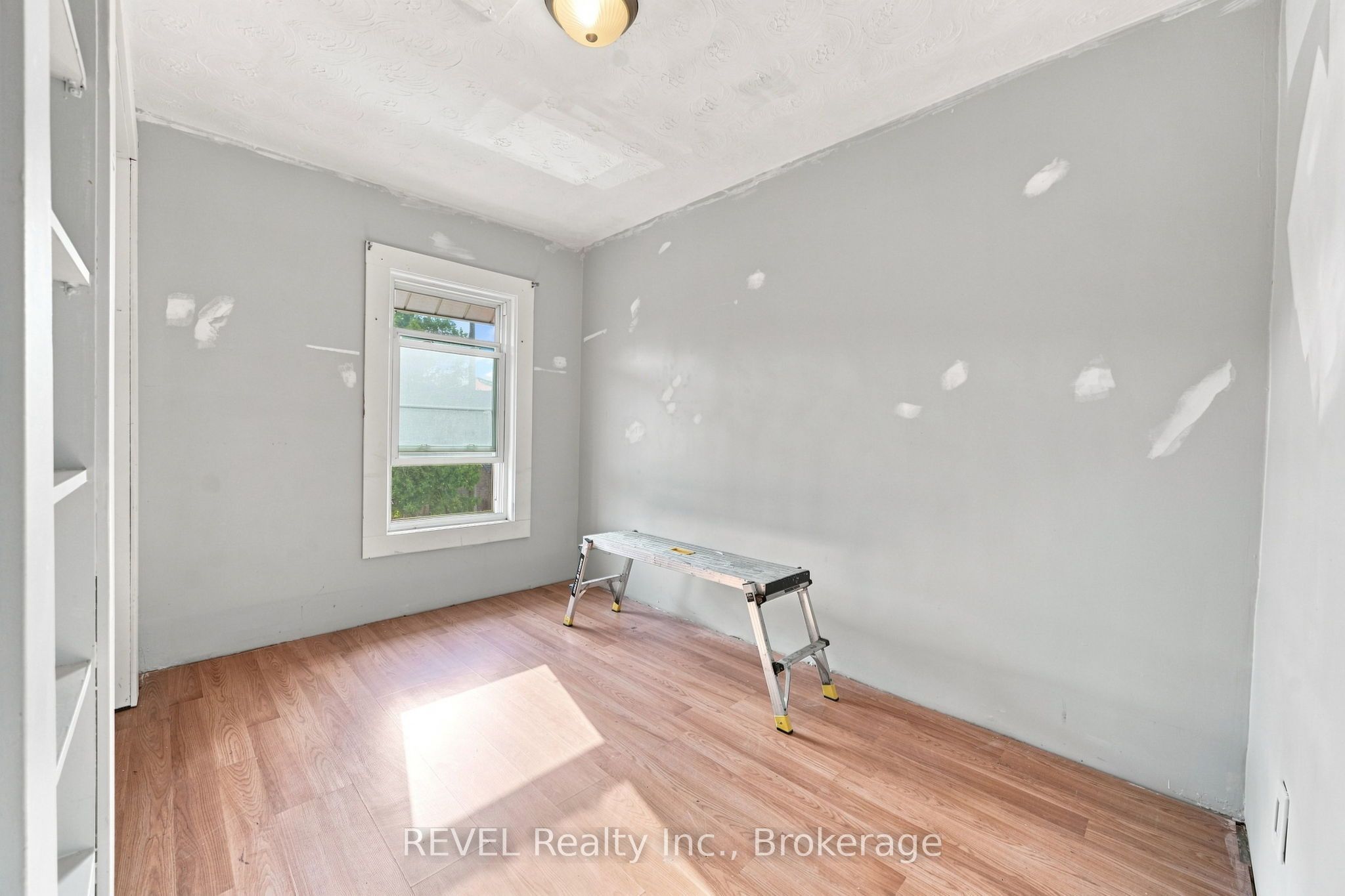 4960 Willmott Street Property Photo 17