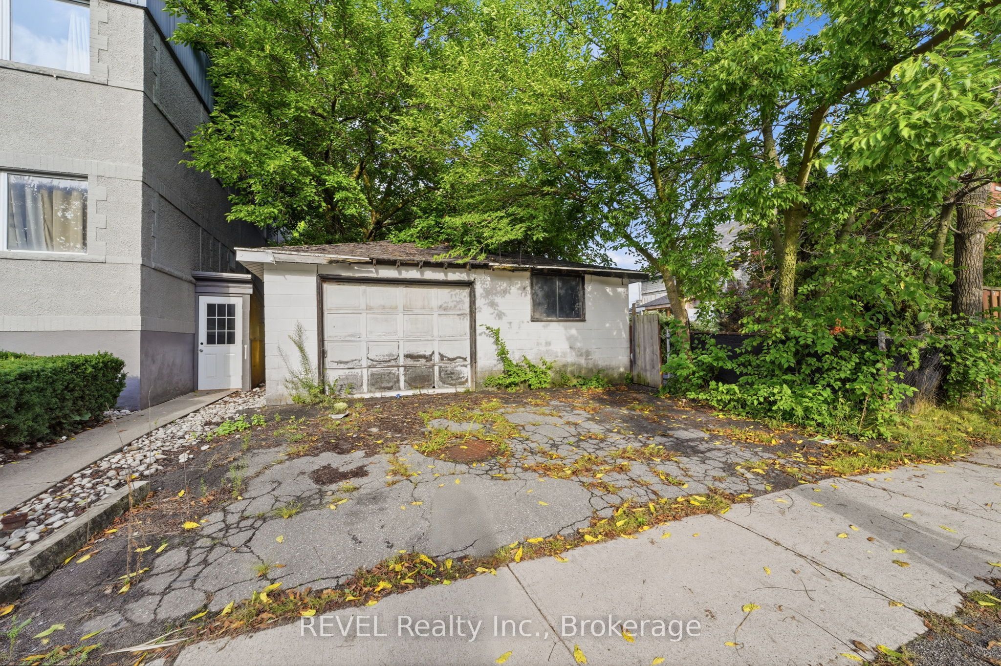 4960 Willmott Street Property Photo 24