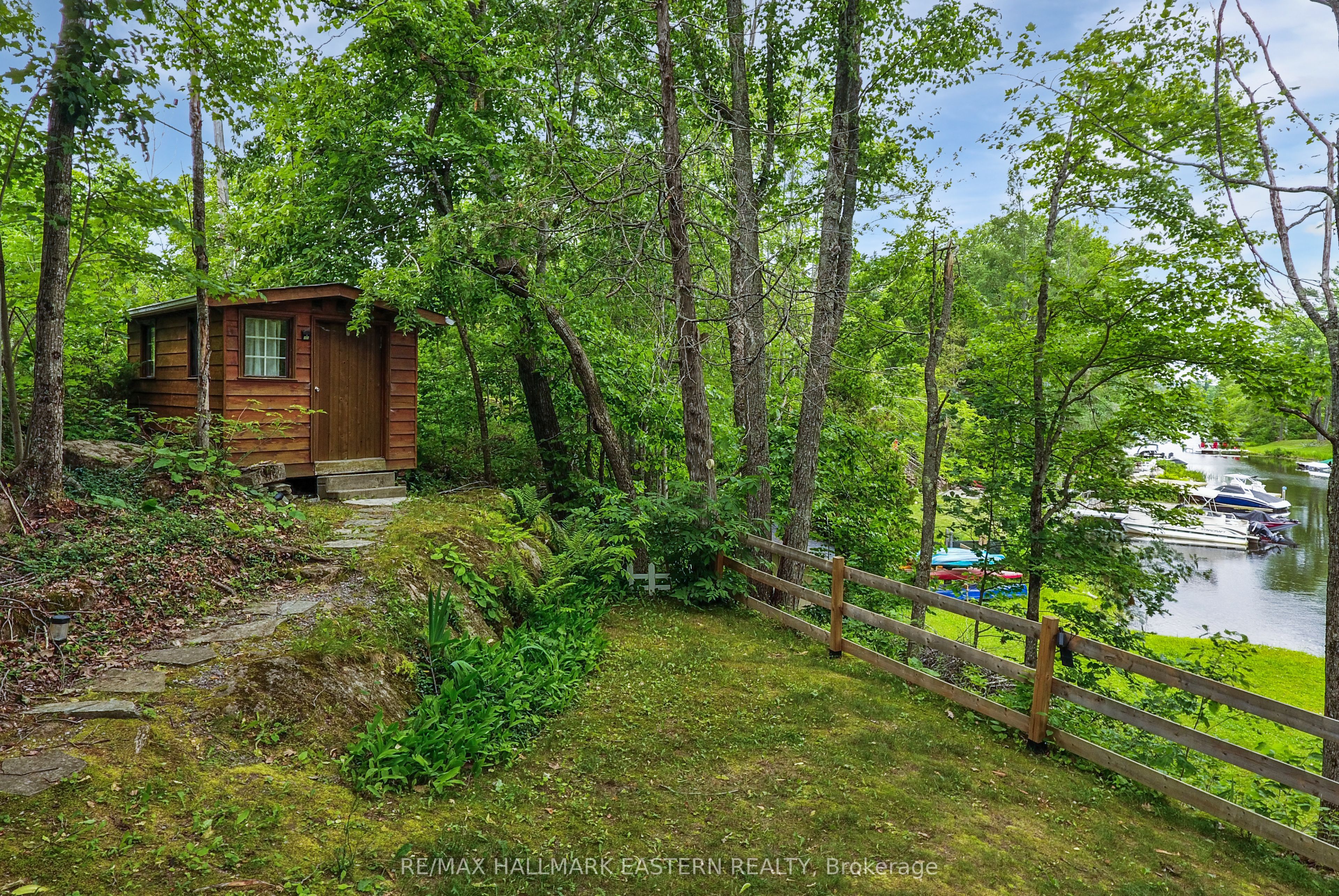 2335 Lakeside Road Property Photo 7