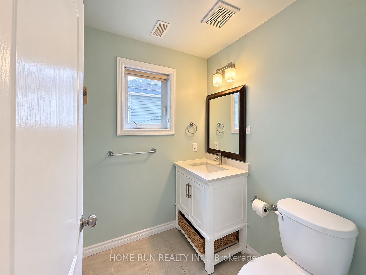 100 Blackburn Avenue Property Photo 10