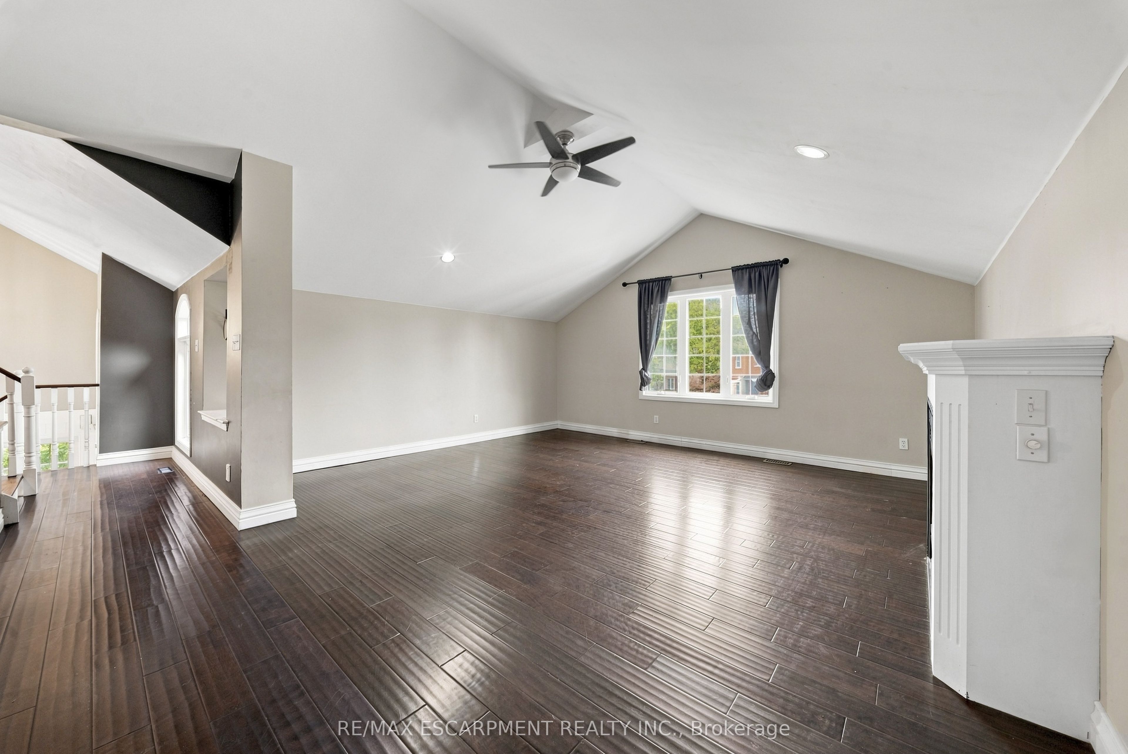 96 Laurendale Avenue Property Photo 21