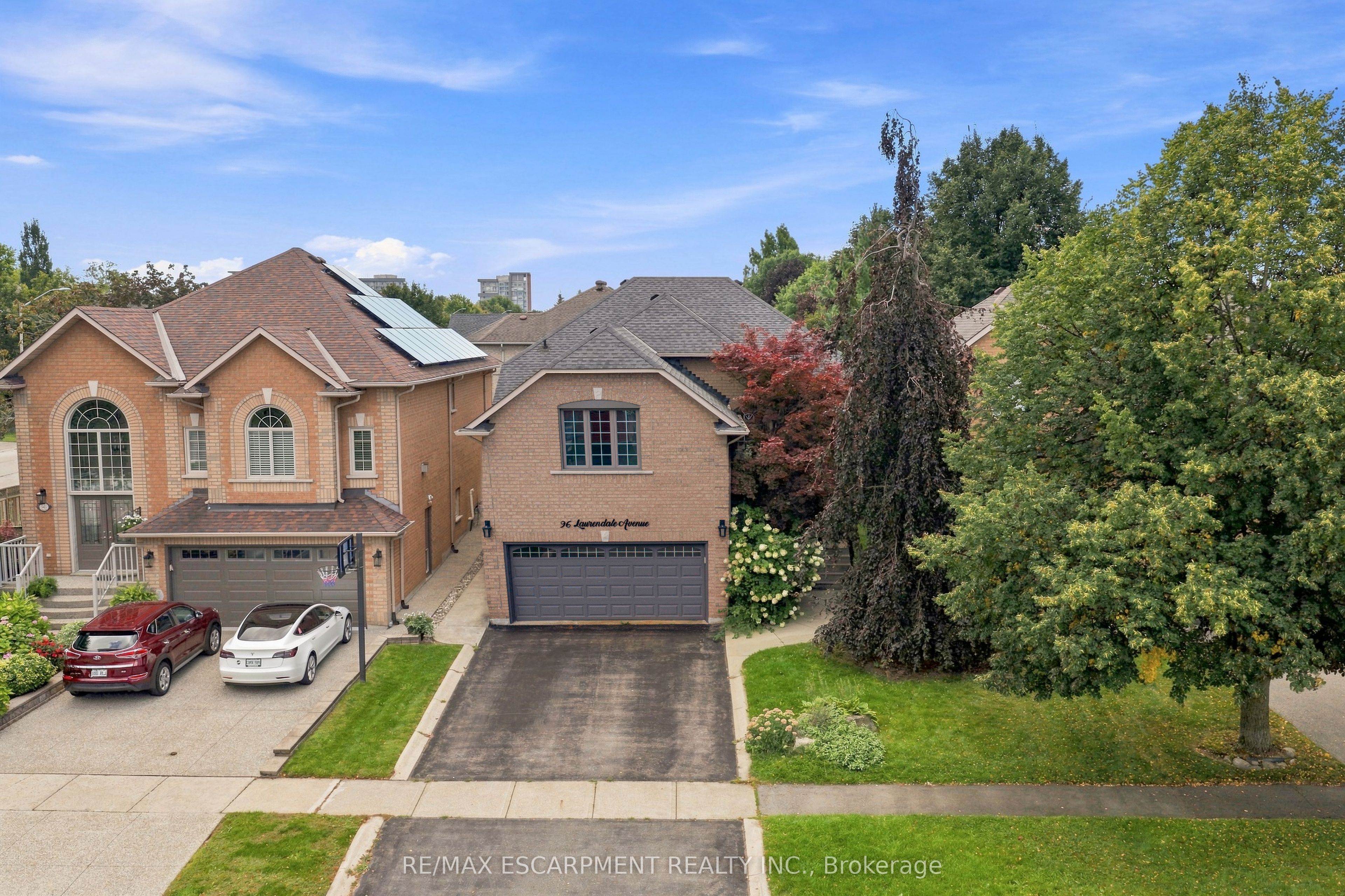 96 Laurendale Avenue Property Photo 40