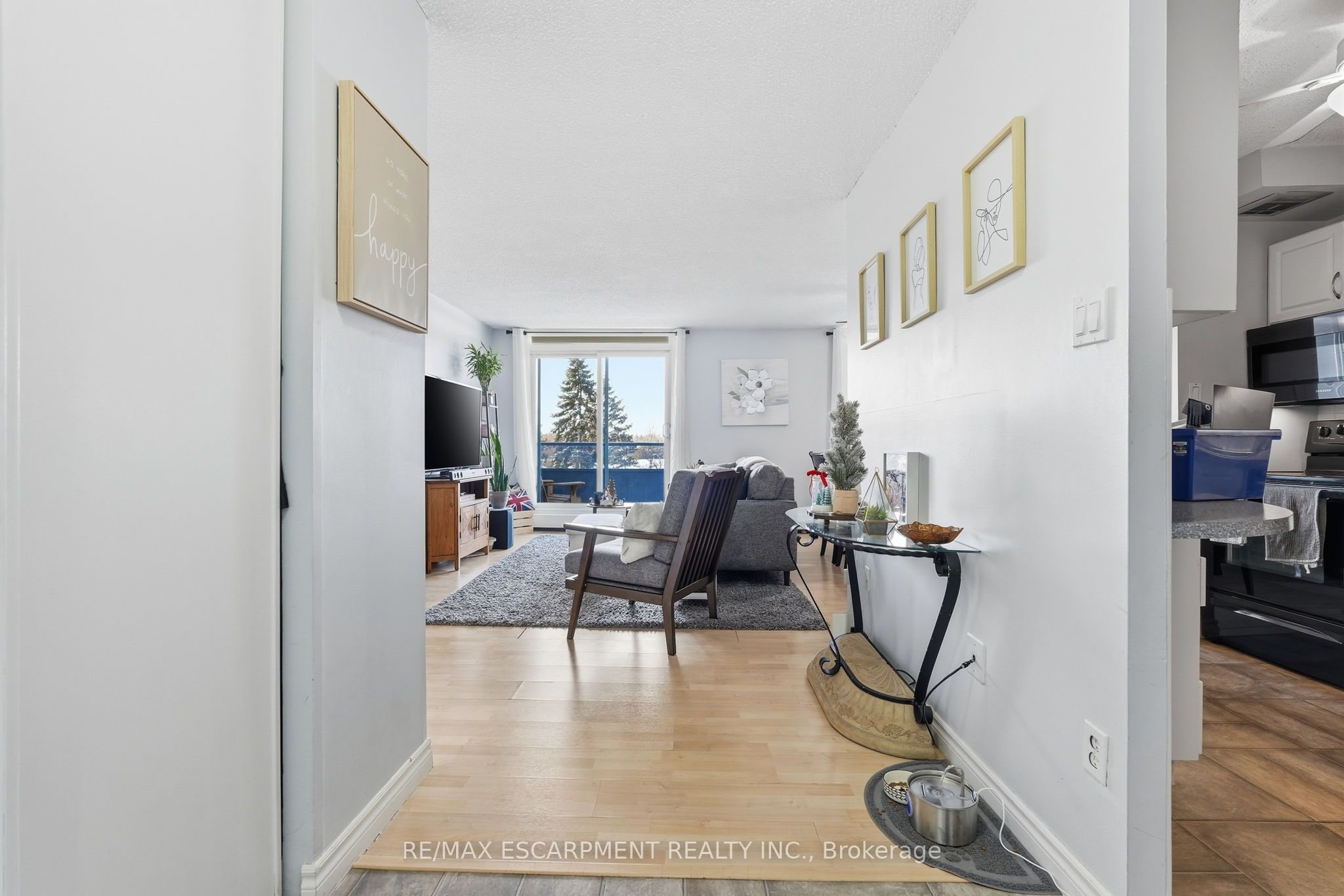 640 West Street 506 Property Photo 6