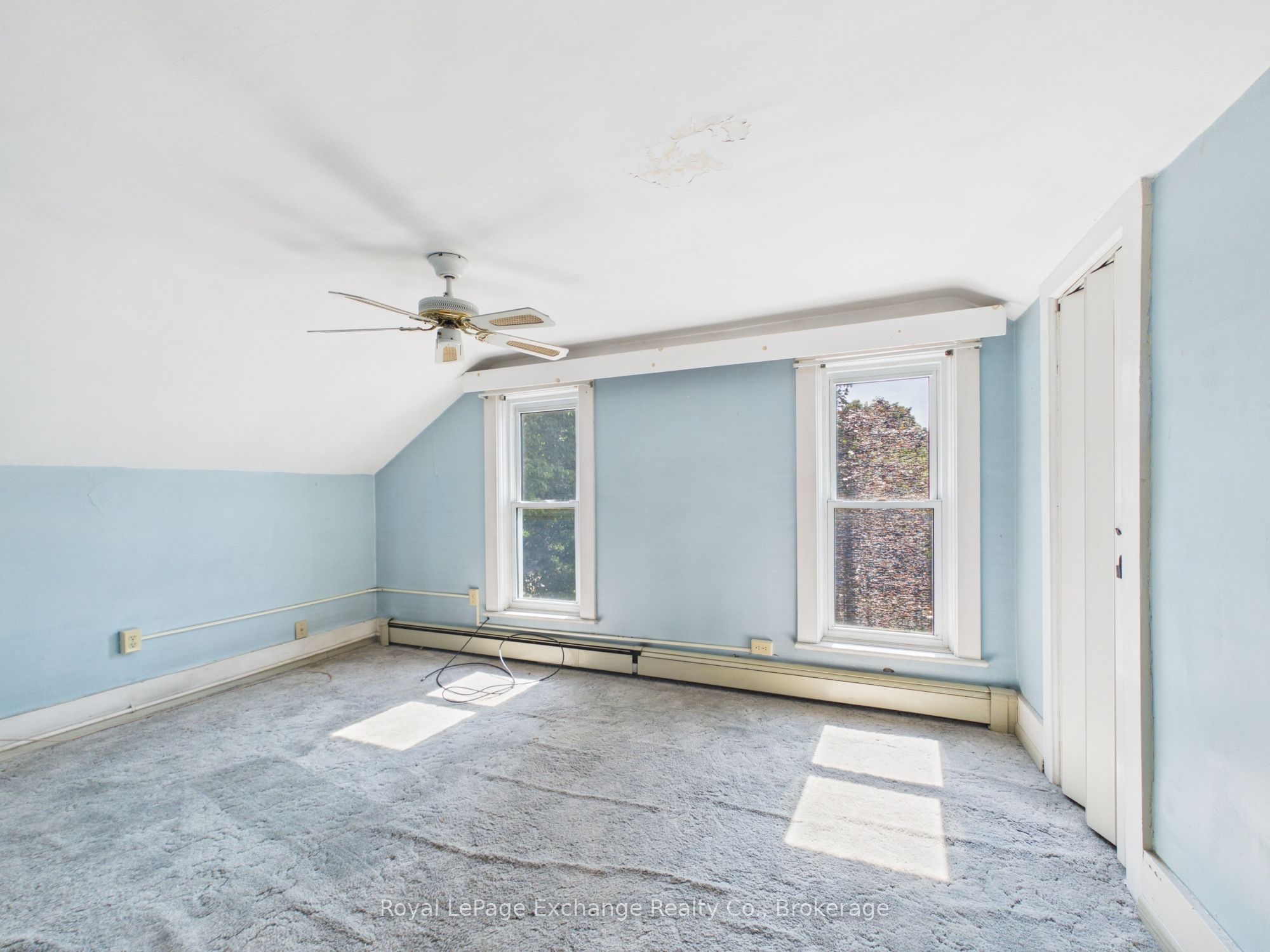 856 Olde Victoria Street Property Photo 10