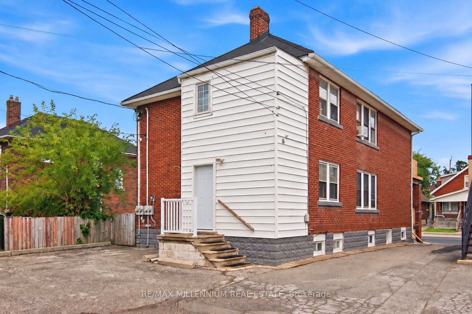 2269-71 Howard Avenue Property Photo 5