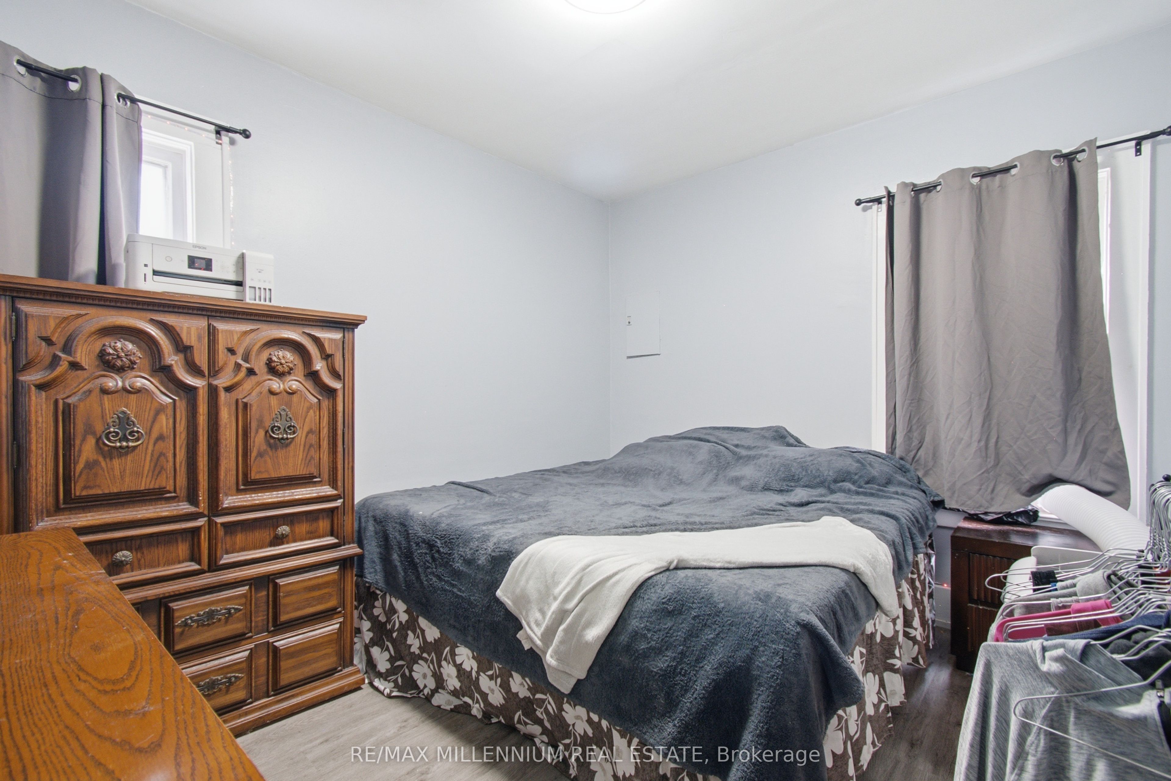 2269-71 Howard Avenue Property Photo 24