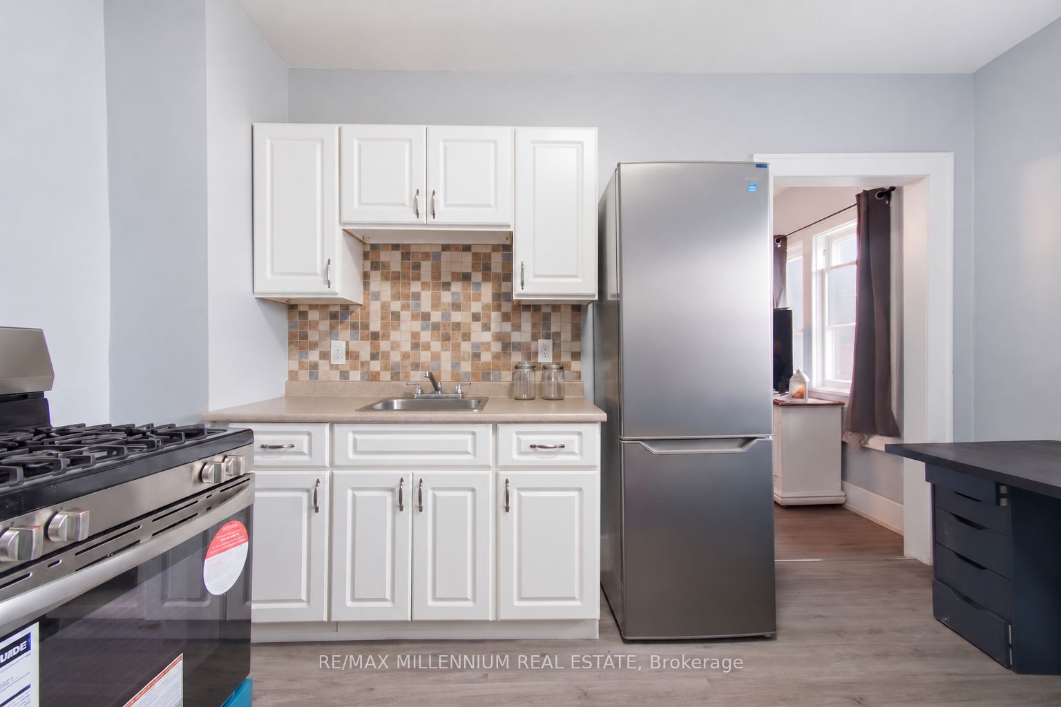 2269-71 Howard Avenue Property Photo 26