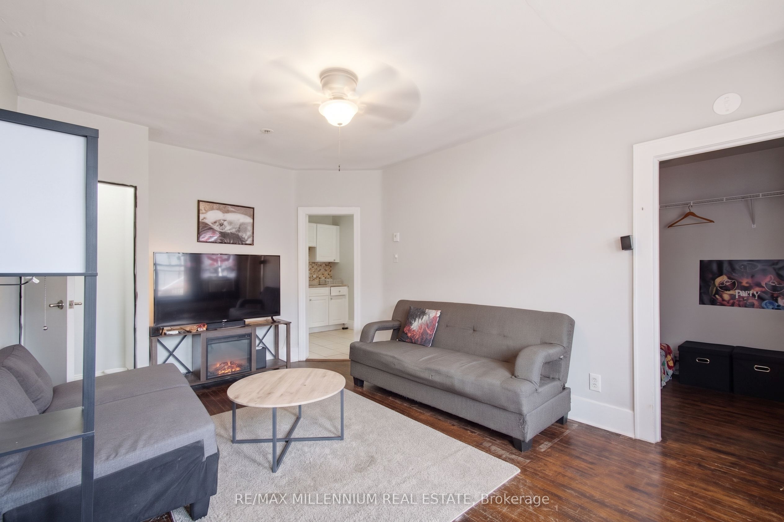2269-71 Howard Avenue Property Photo 36