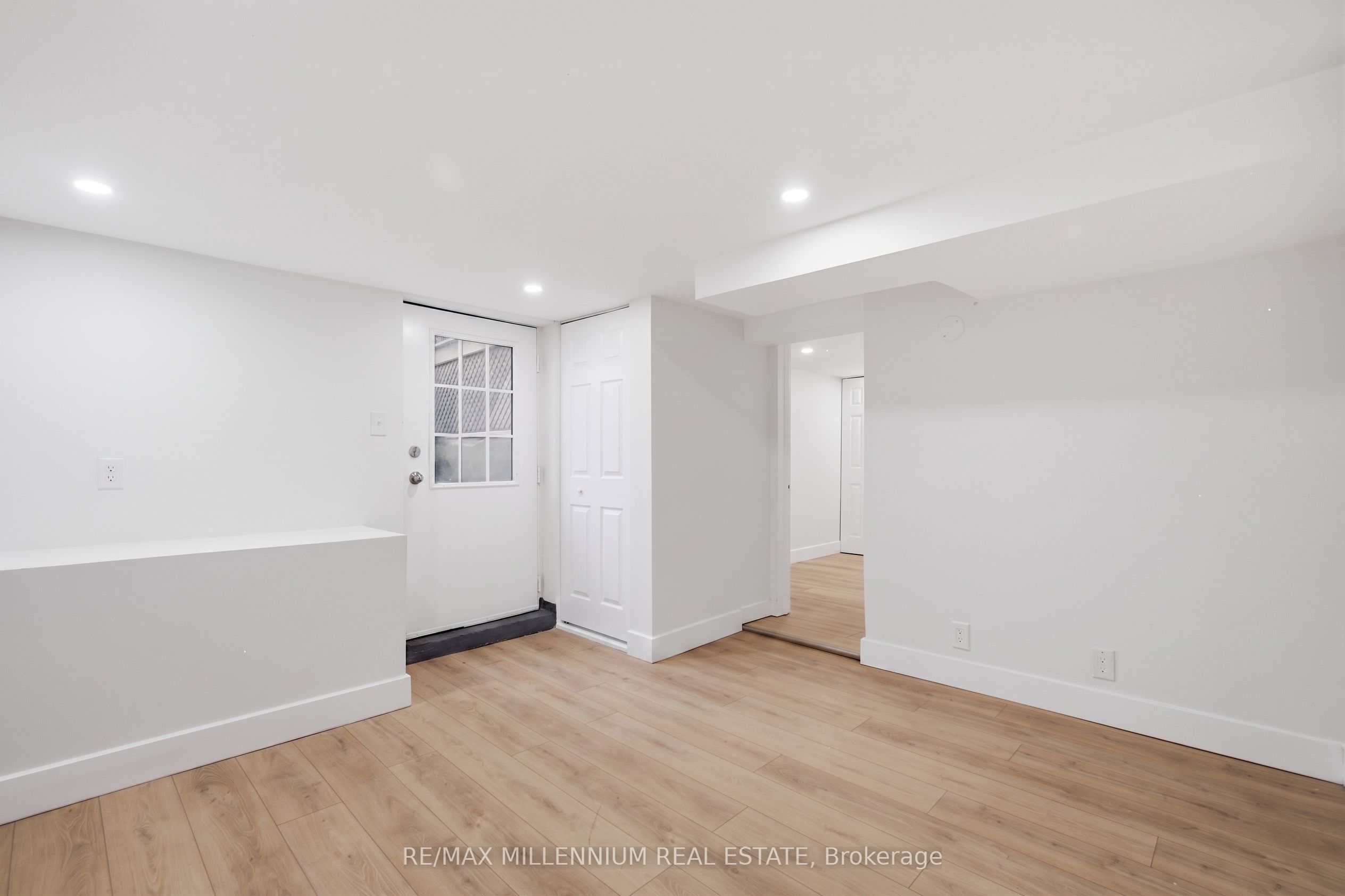 2269-71 Howard Avenue Property Photo 46
