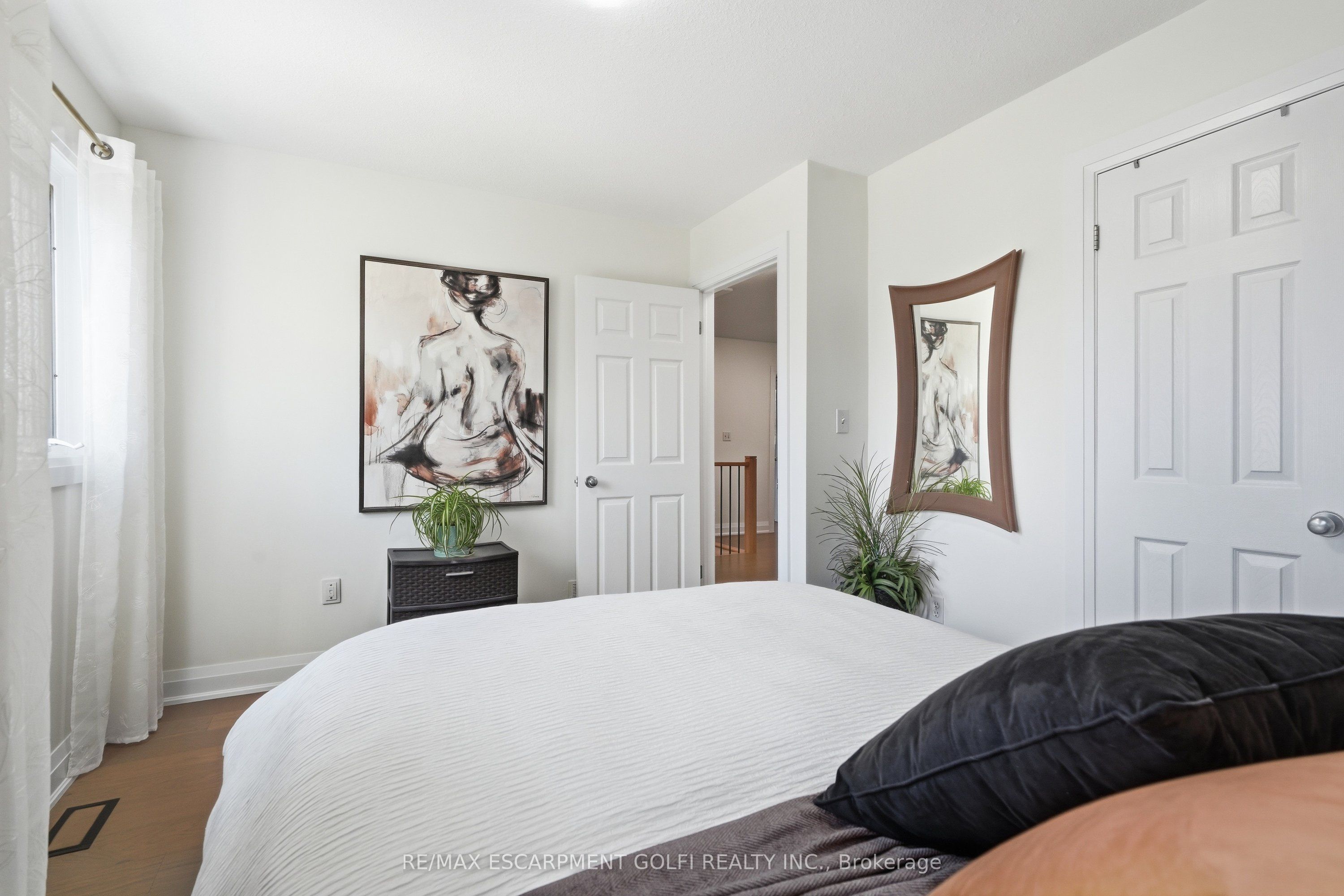 325 Foxtail Avenue Property Photo 24