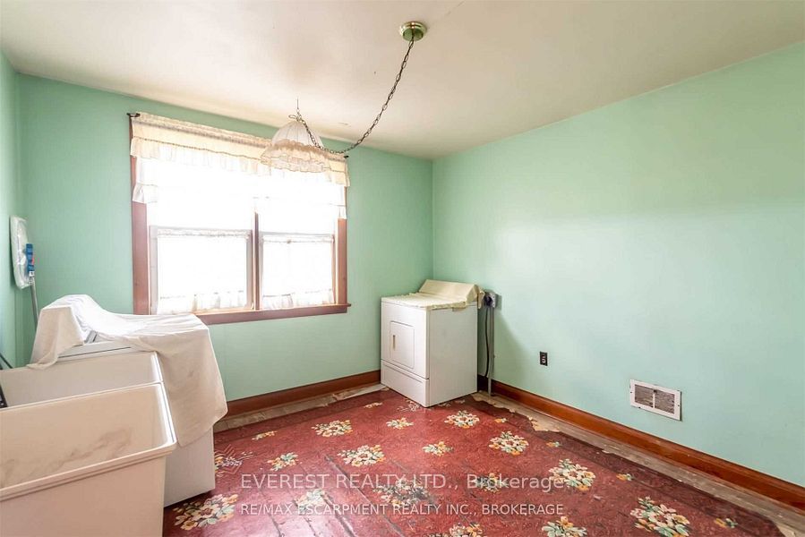 960 Caistorville Road Property Photo 7