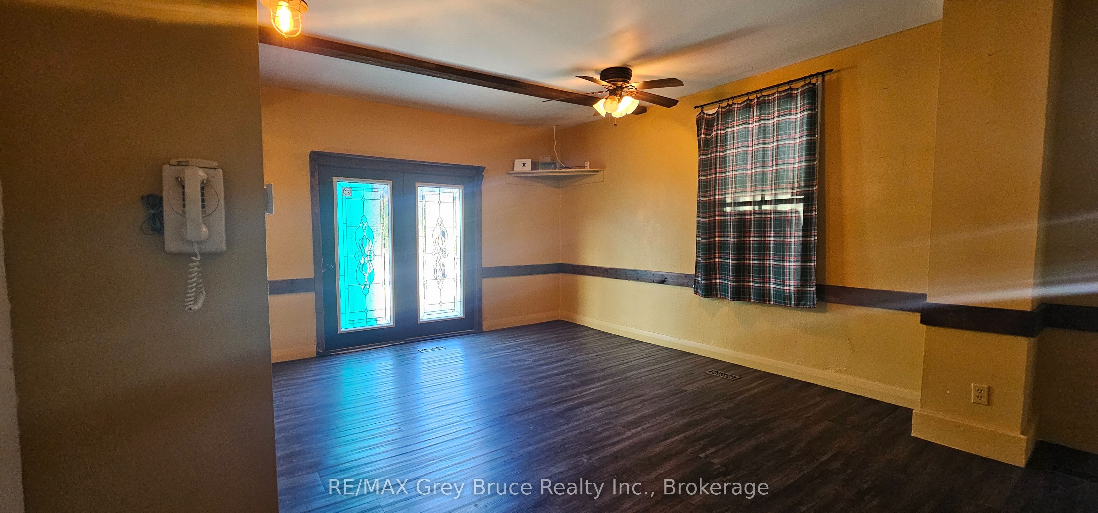 8 Helen Street Property Photo 16