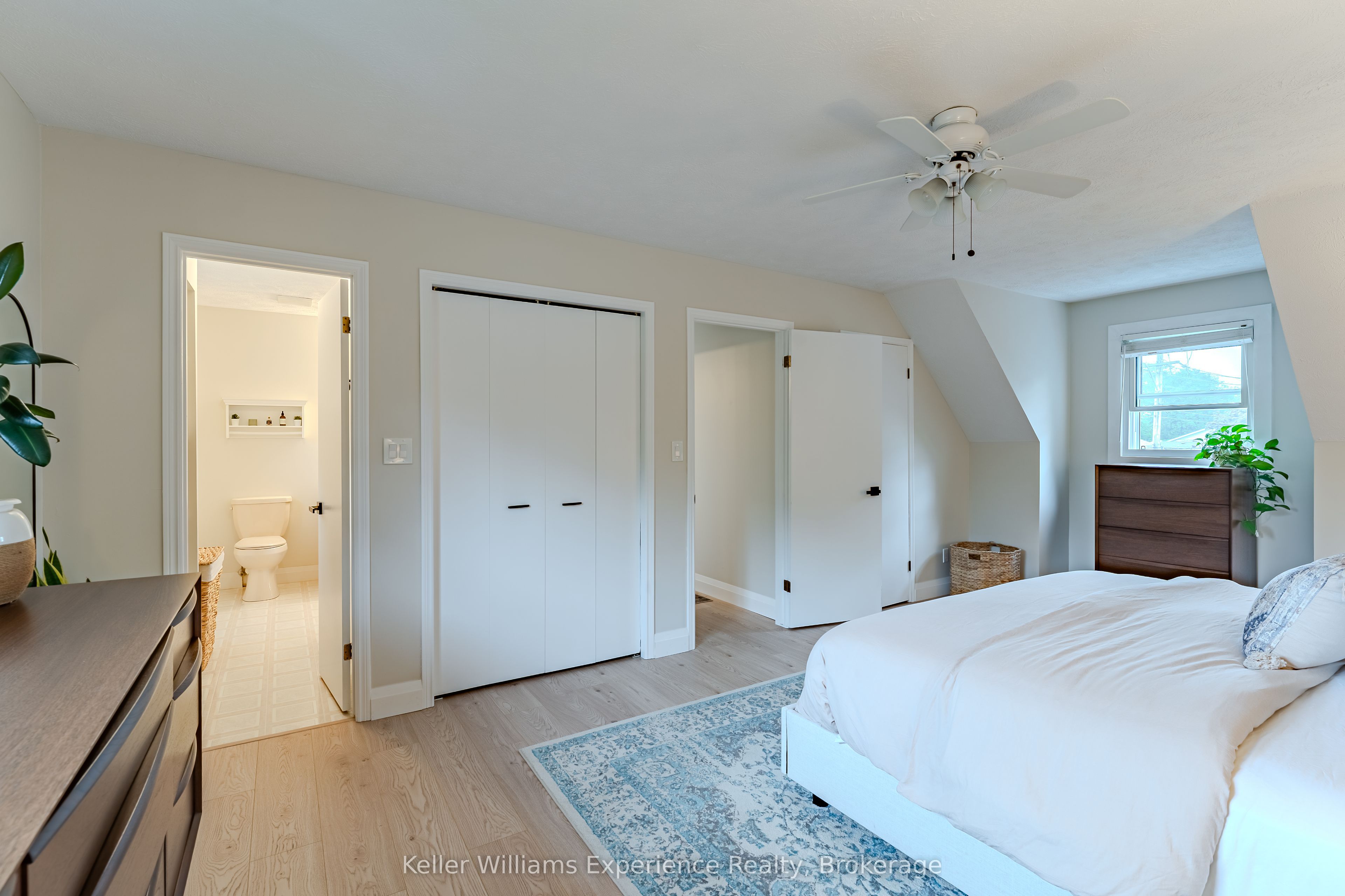 300 4th Avenue W Property Photo 21
