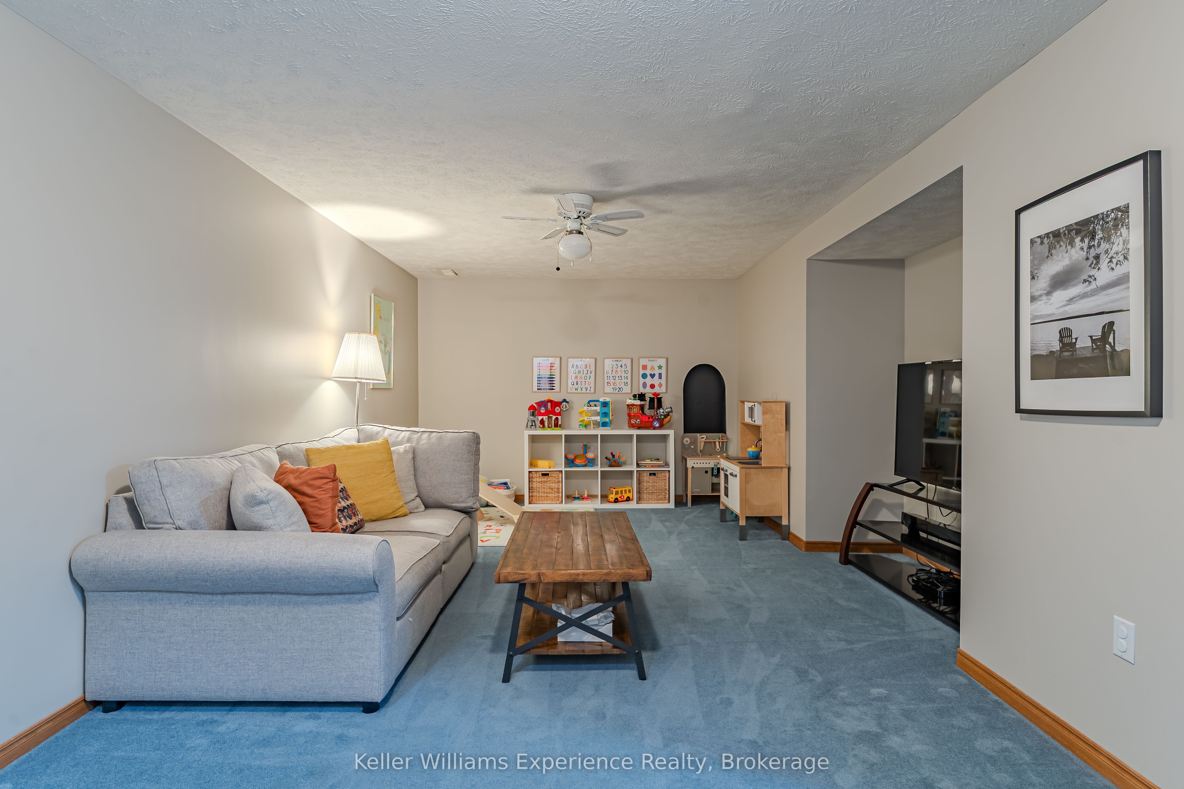 300 4th Avenue W Property Photo 28