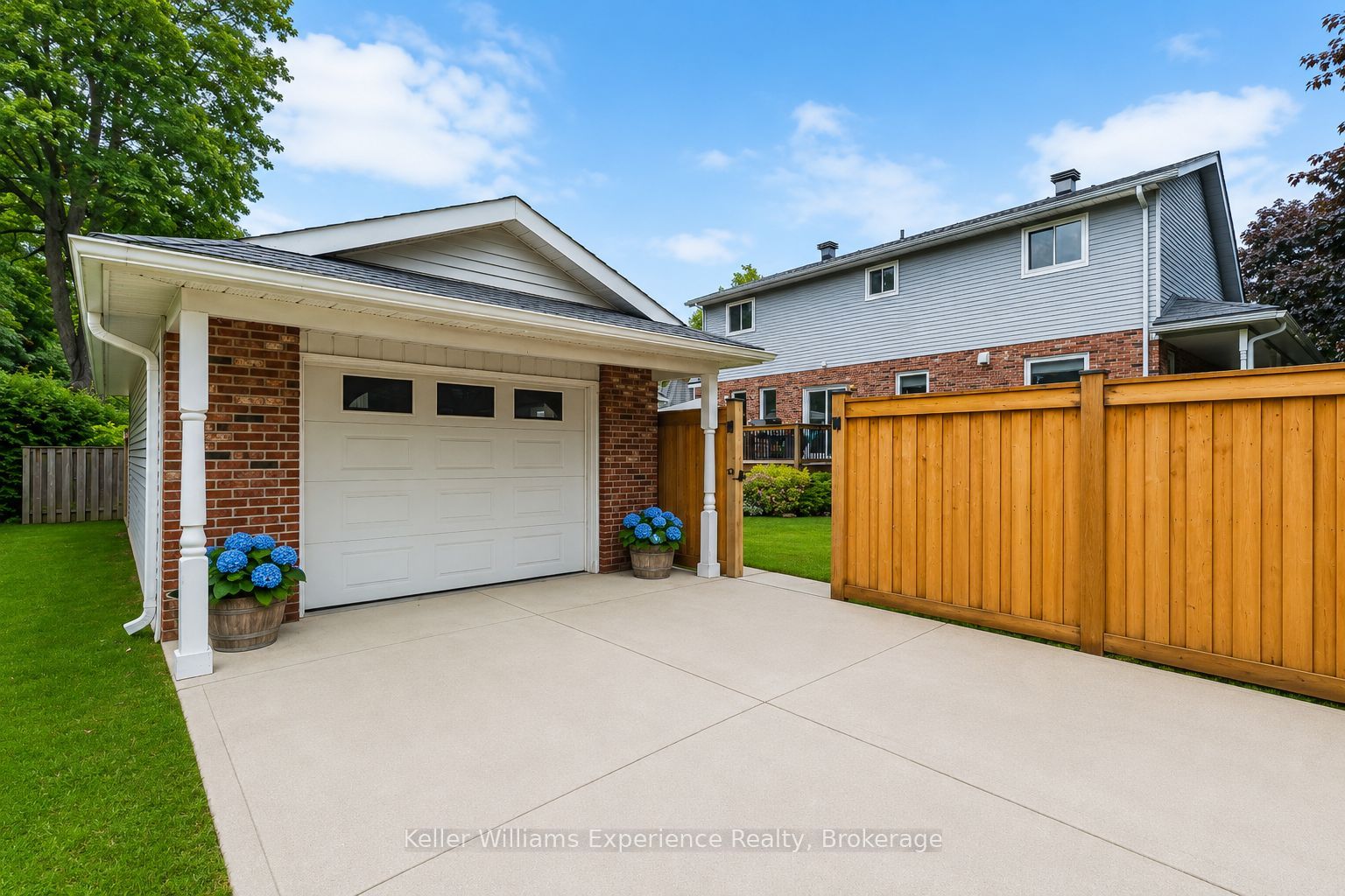 300 4th Avenue W Property Photo 40