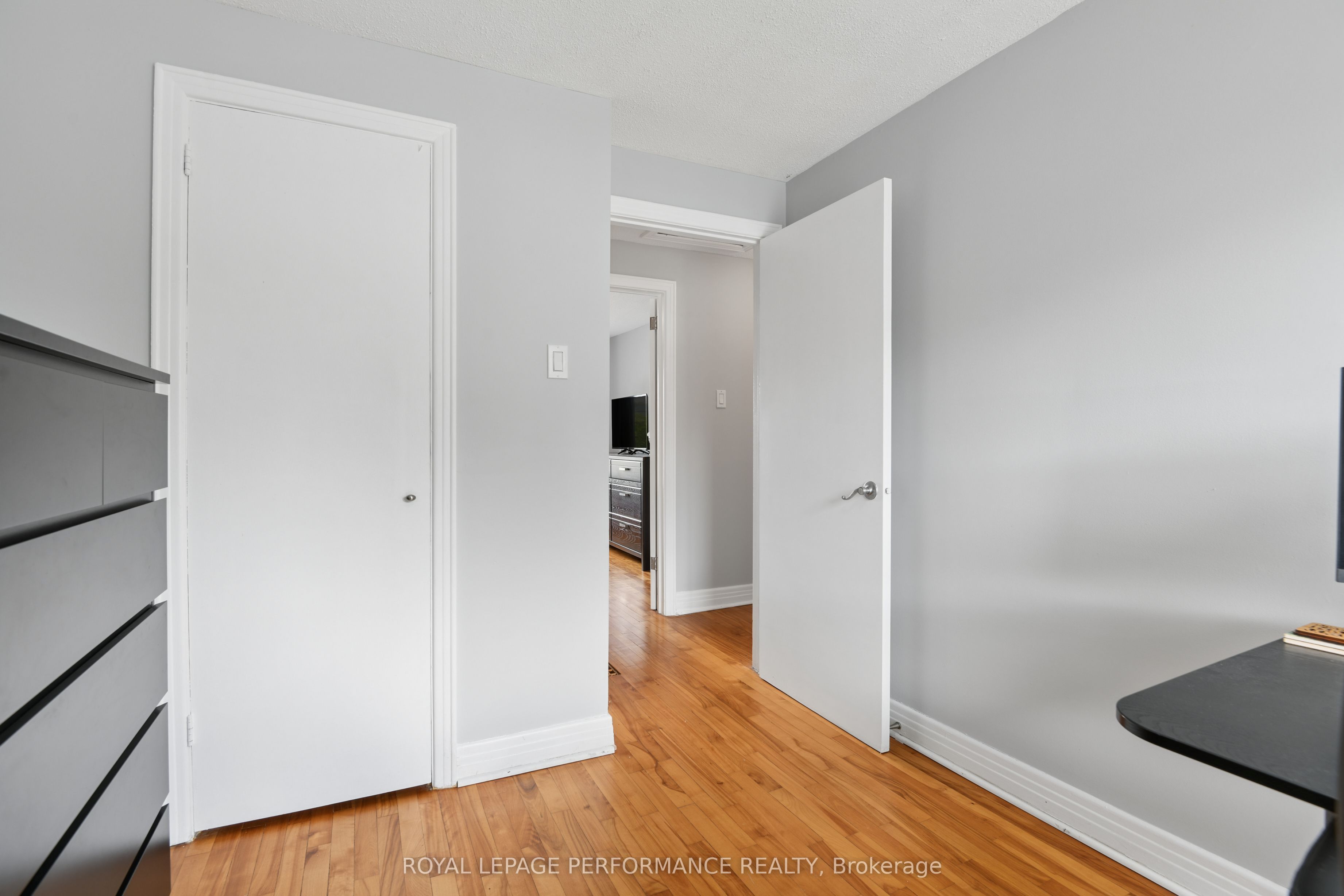 2423 Clementine Boulevard Property Photo 19