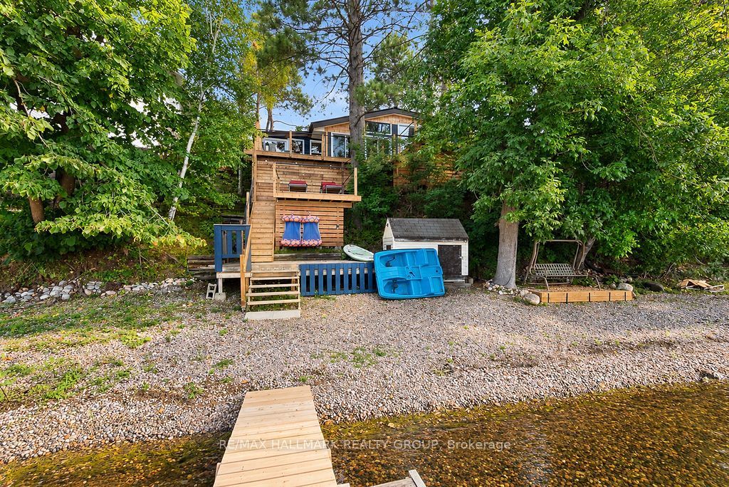 555 Island View Drive Property Photo 2