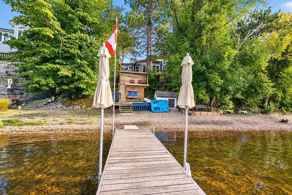 555 Island View Drive Property Photo 37