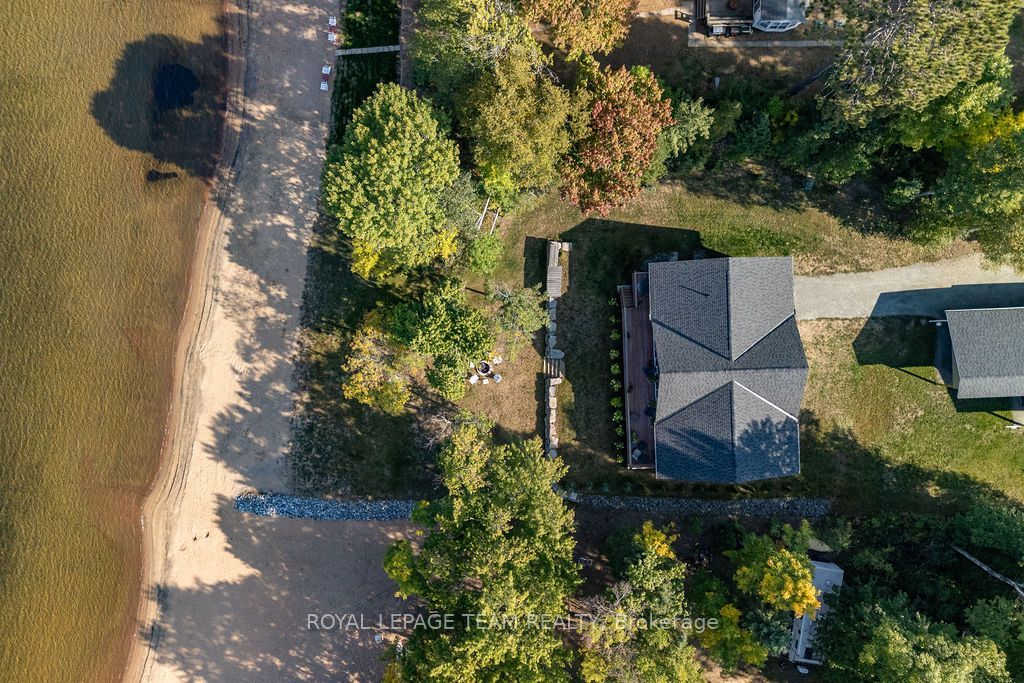 42153 Combermere Road Property Photo 3