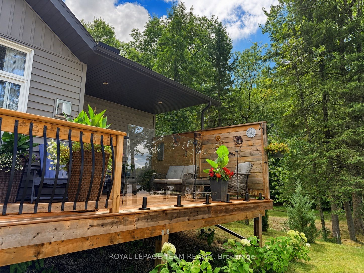 42153 Combermere Road Property Photo 7