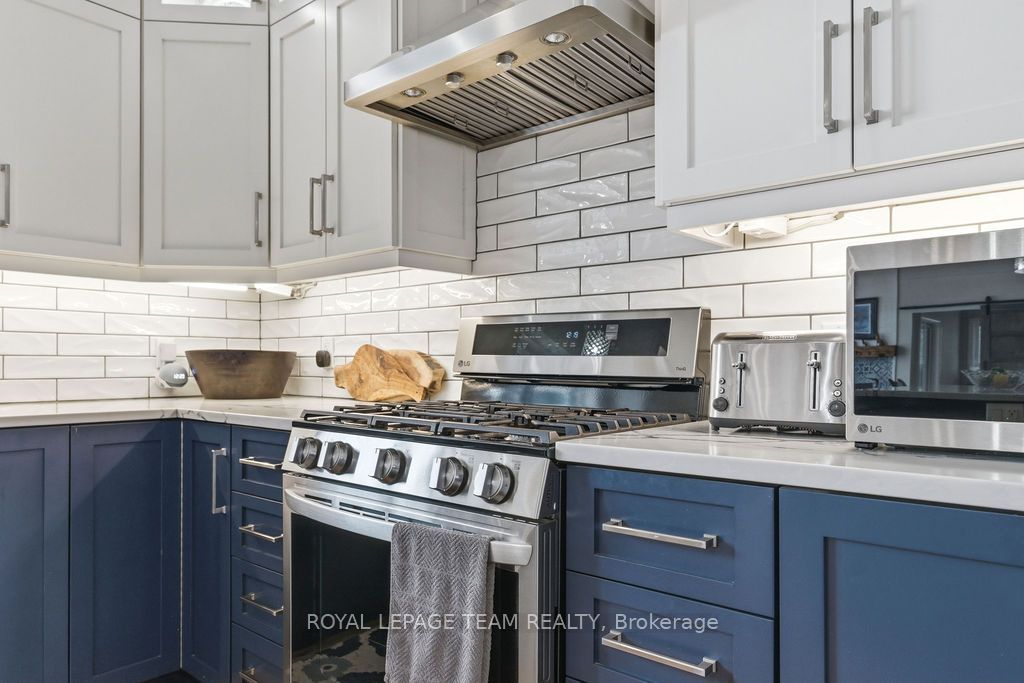 42153 Combermere Road Property Photo 22
