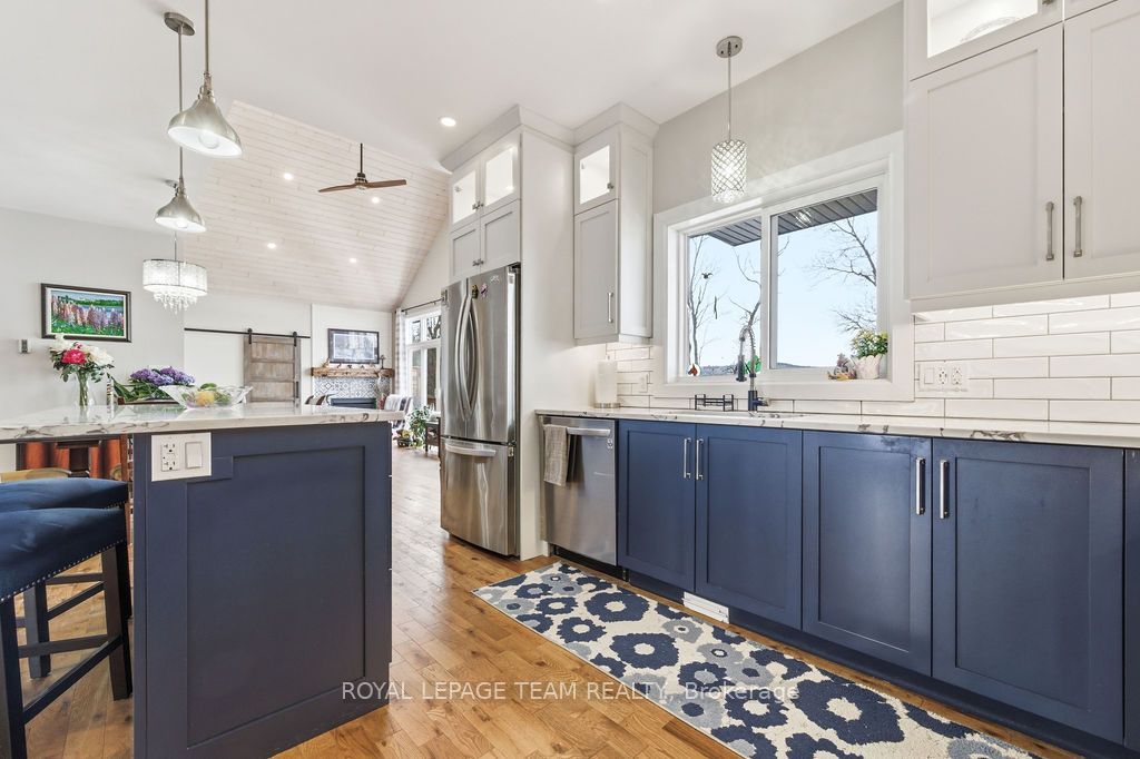 42153 Combermere Road Property Photo 24