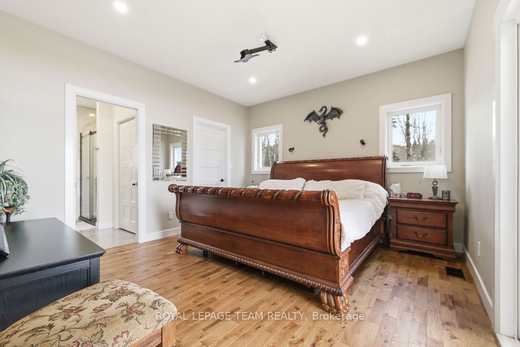42153 Combermere Road Property Photo 35