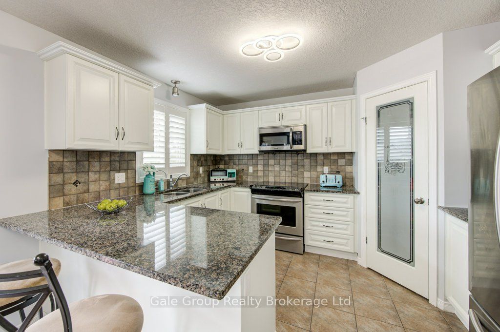 386 Fairway Road Property Photo 13
