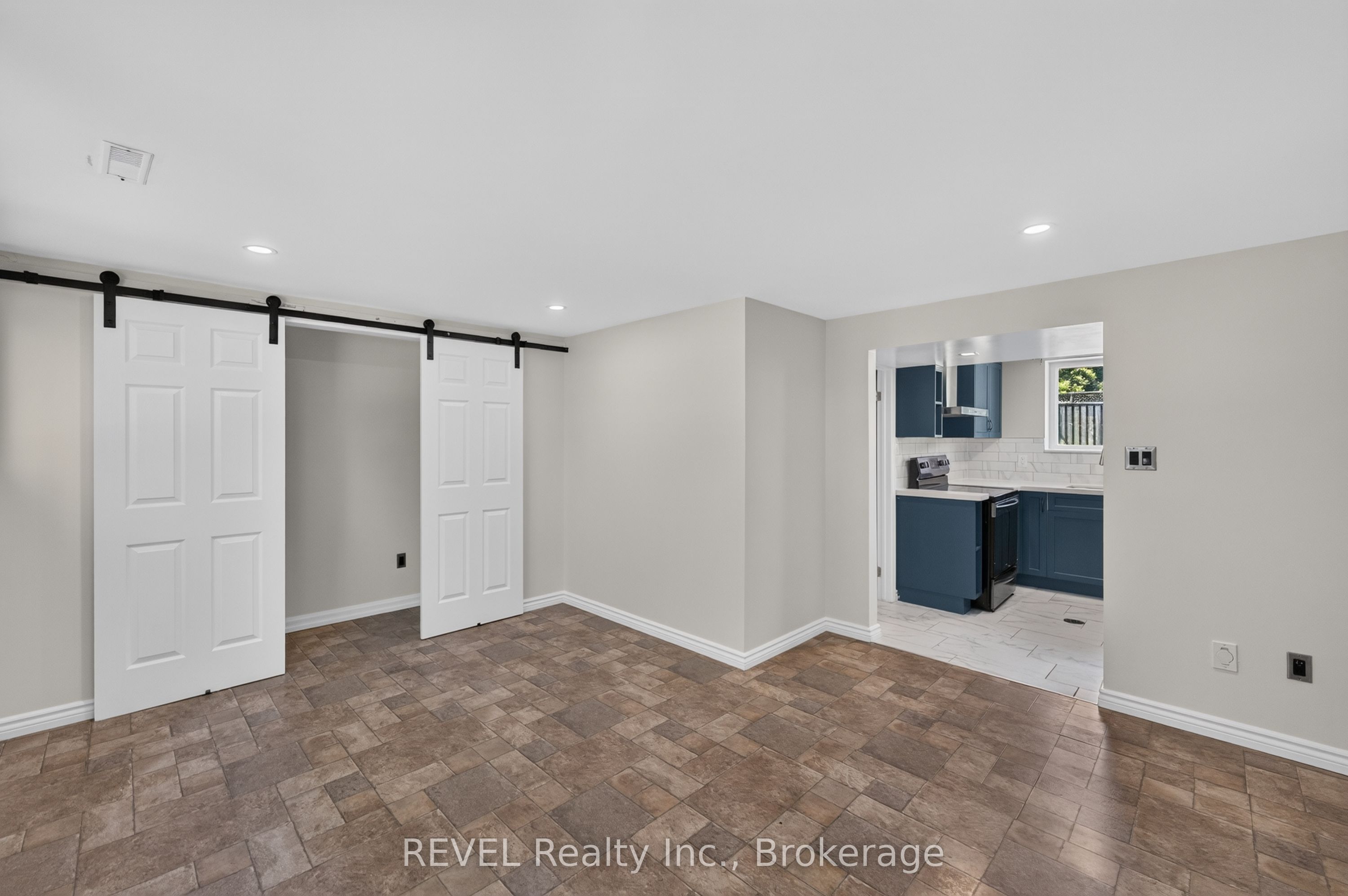 17 Ramsey Street Property Photo 25