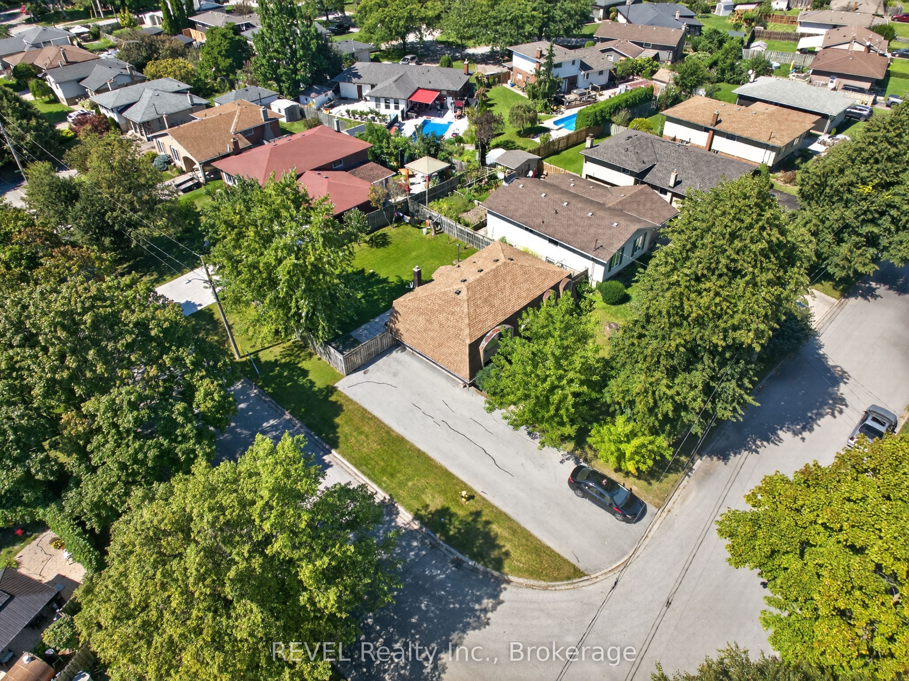 17 Ramsey Street Property Photo 31