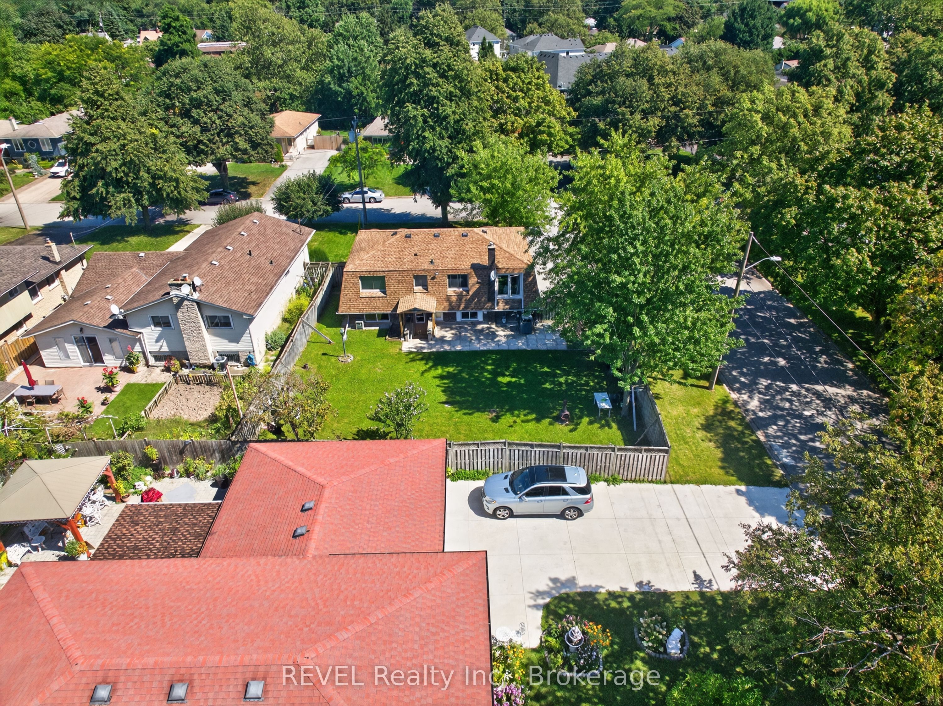 17 Ramsey Street Property Photo 32
