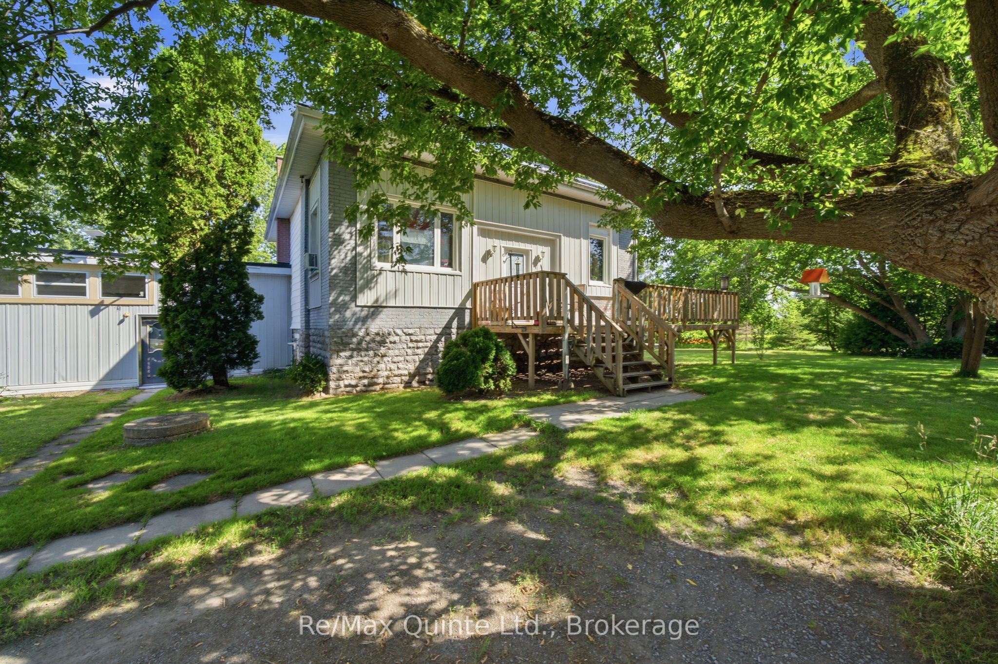4611 Old Highway 2 Property Photo 8