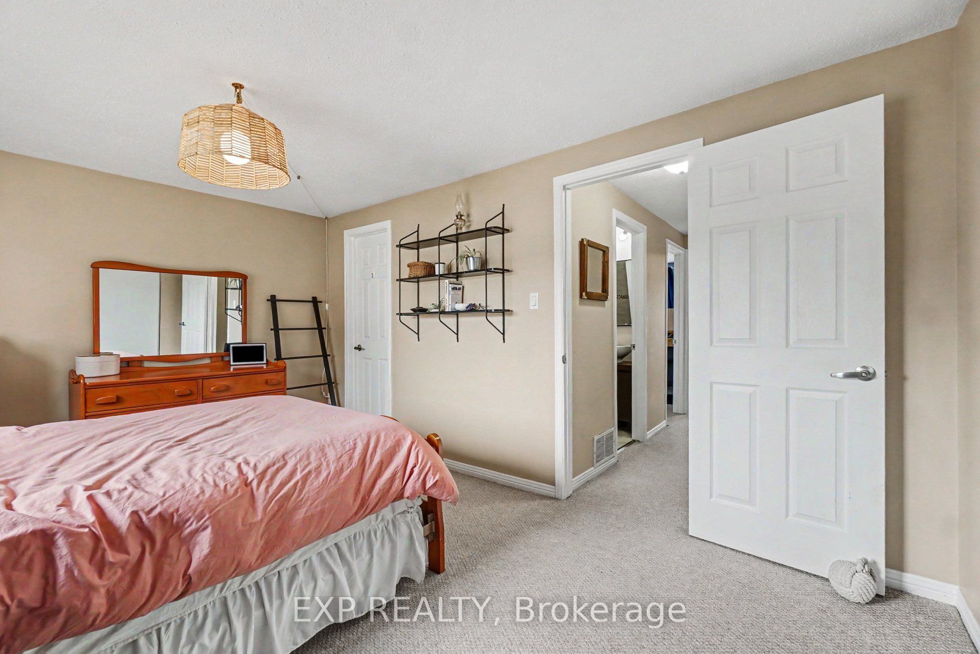 2030 Kelden Crescent 35 Property Photo 20