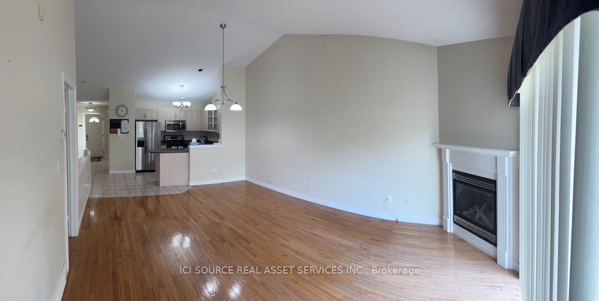 1799 Castleton Avenue Property Photo 3