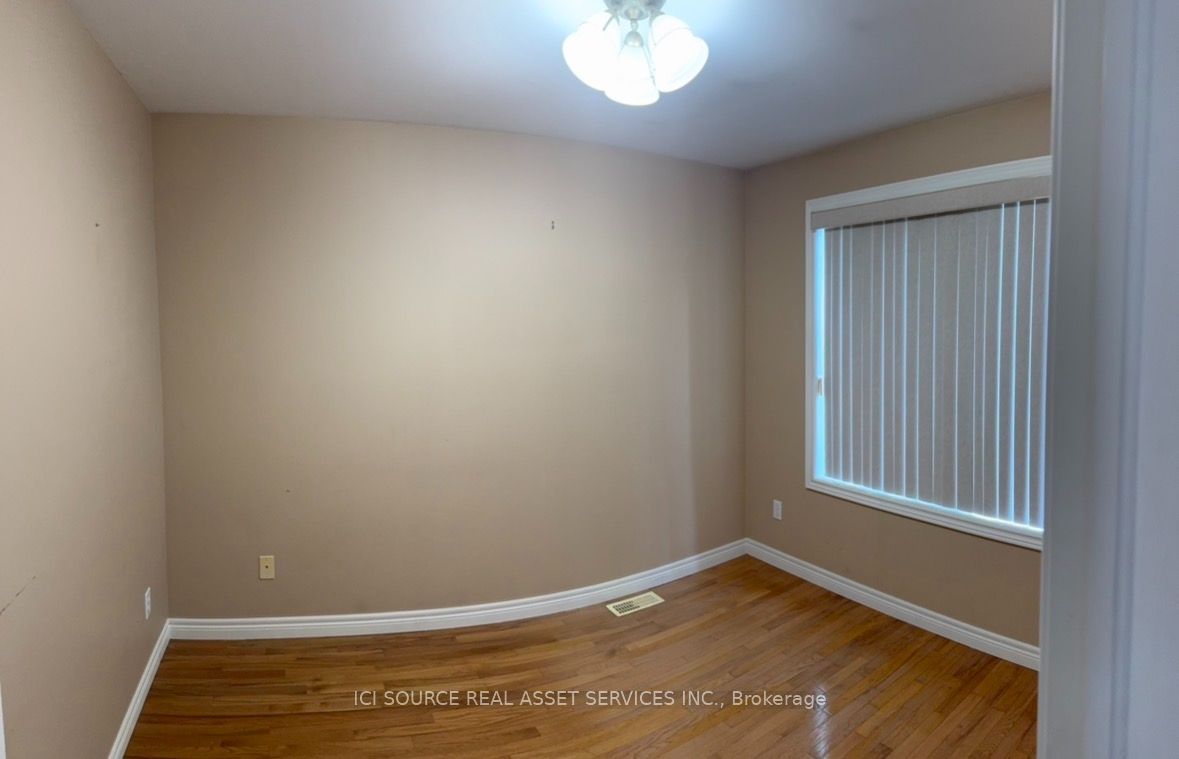 1799 Castleton Avenue Property Photo 10