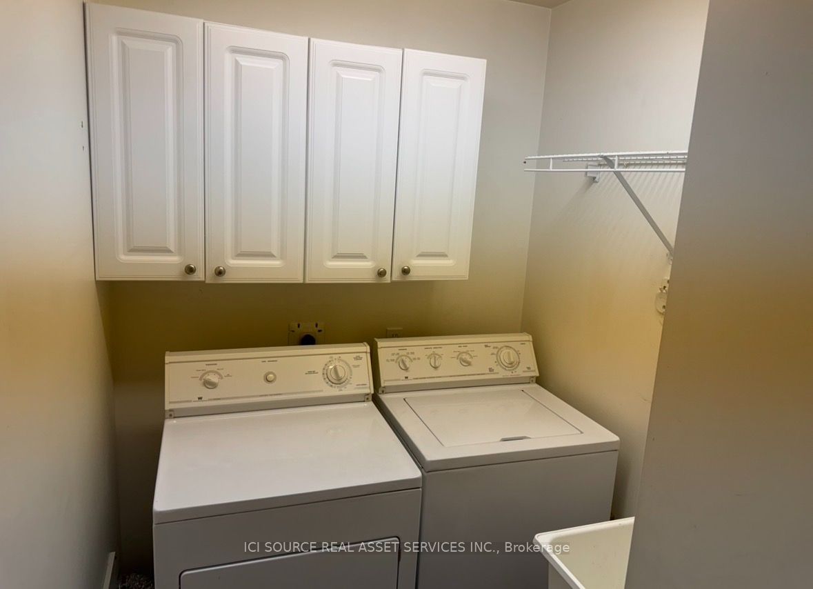 1799 Castleton Avenue Property Photo 13
