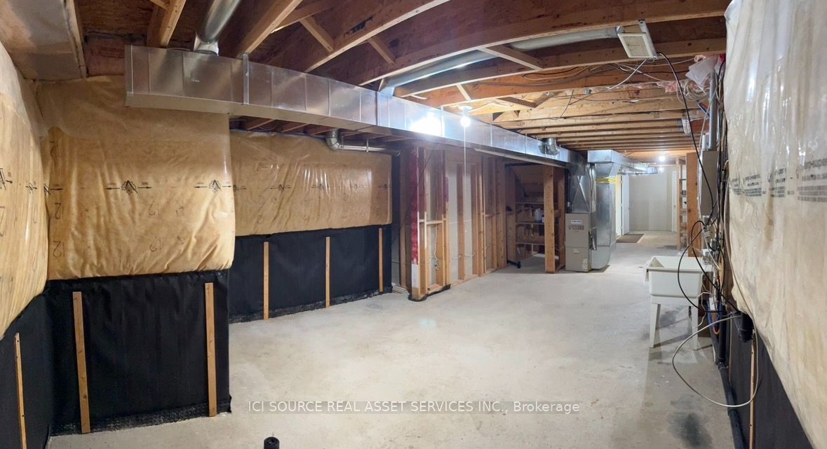 1799 Castleton Avenue Property Photo 16
