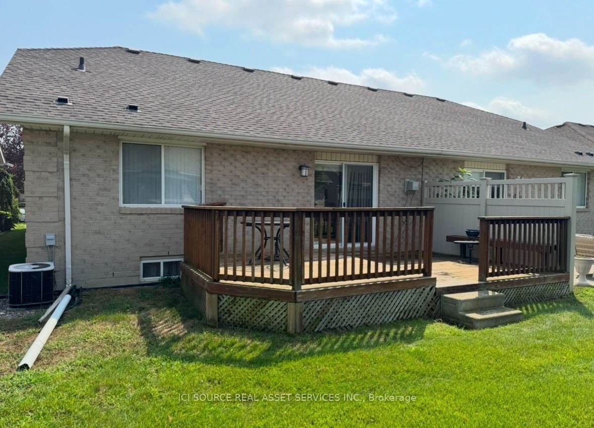 1799 Castleton Avenue Property Photo 17