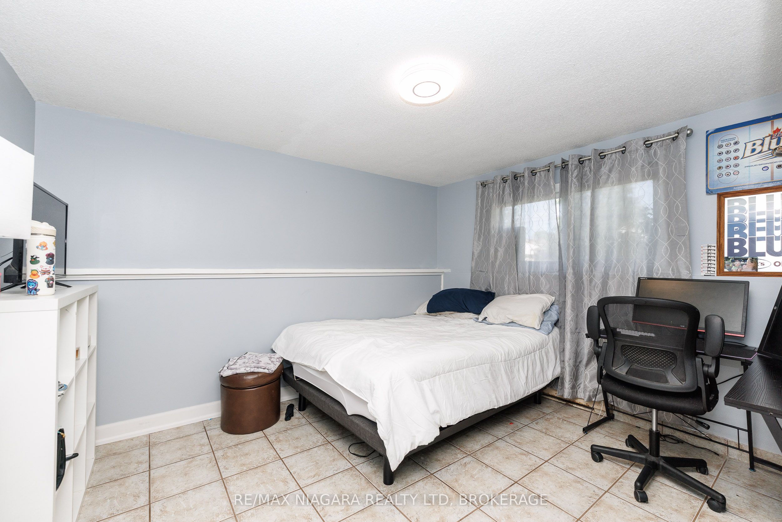 88 Pleasant Avenue N Property Photo 21